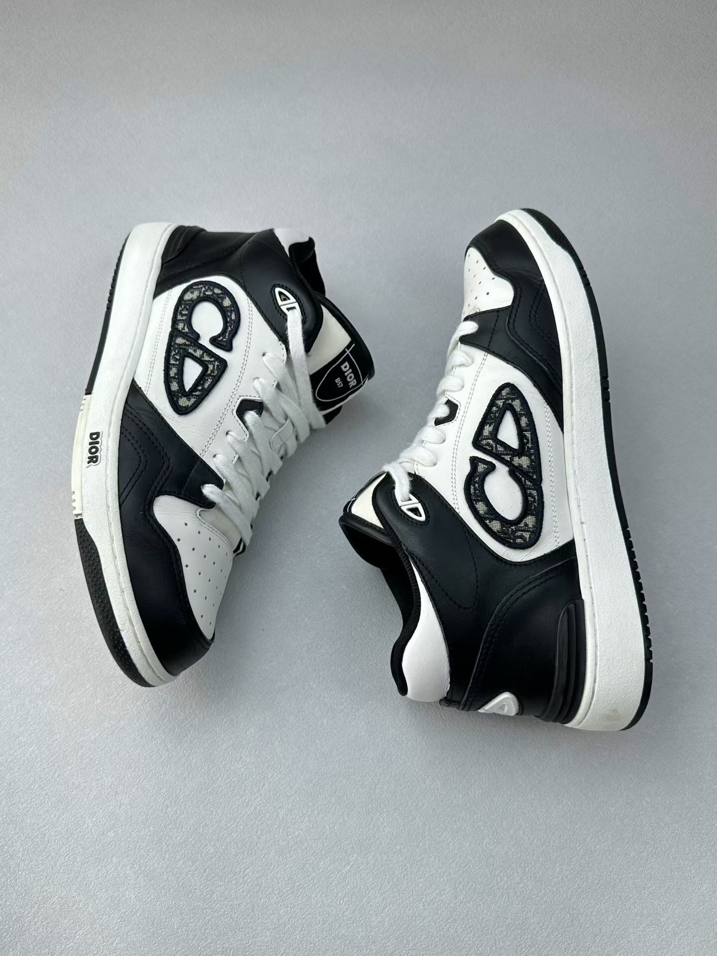 Dior x Kenny Scharf Black White Sneakers — back