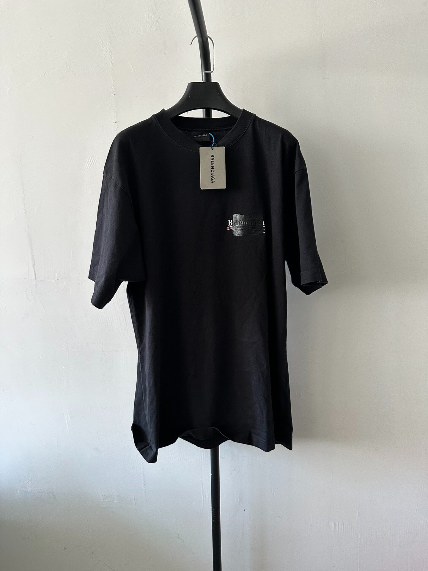 Balenciaga Men’s Black Logo T-Shirt