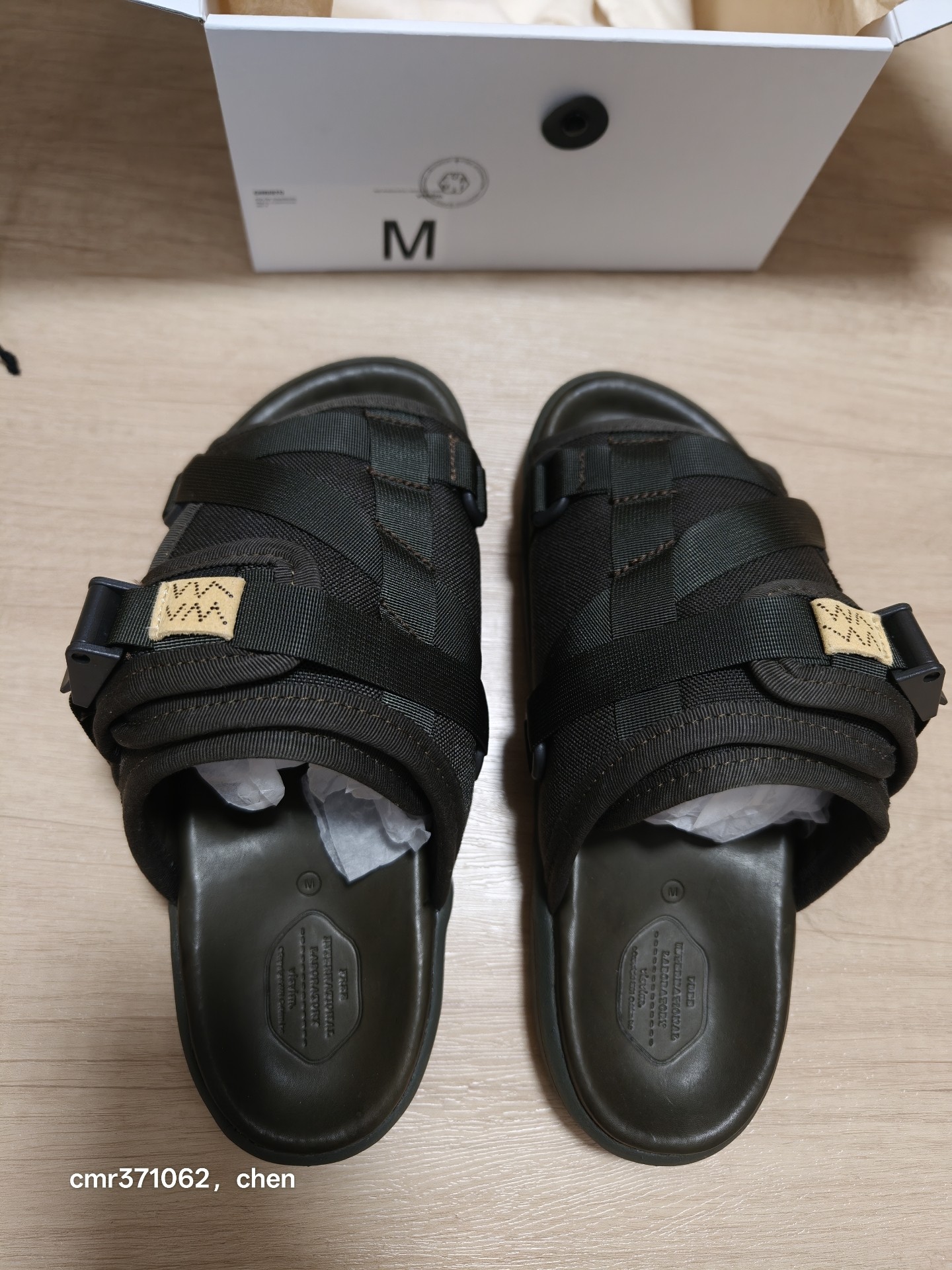 Visvim 26ss Spot Christo Slides — label