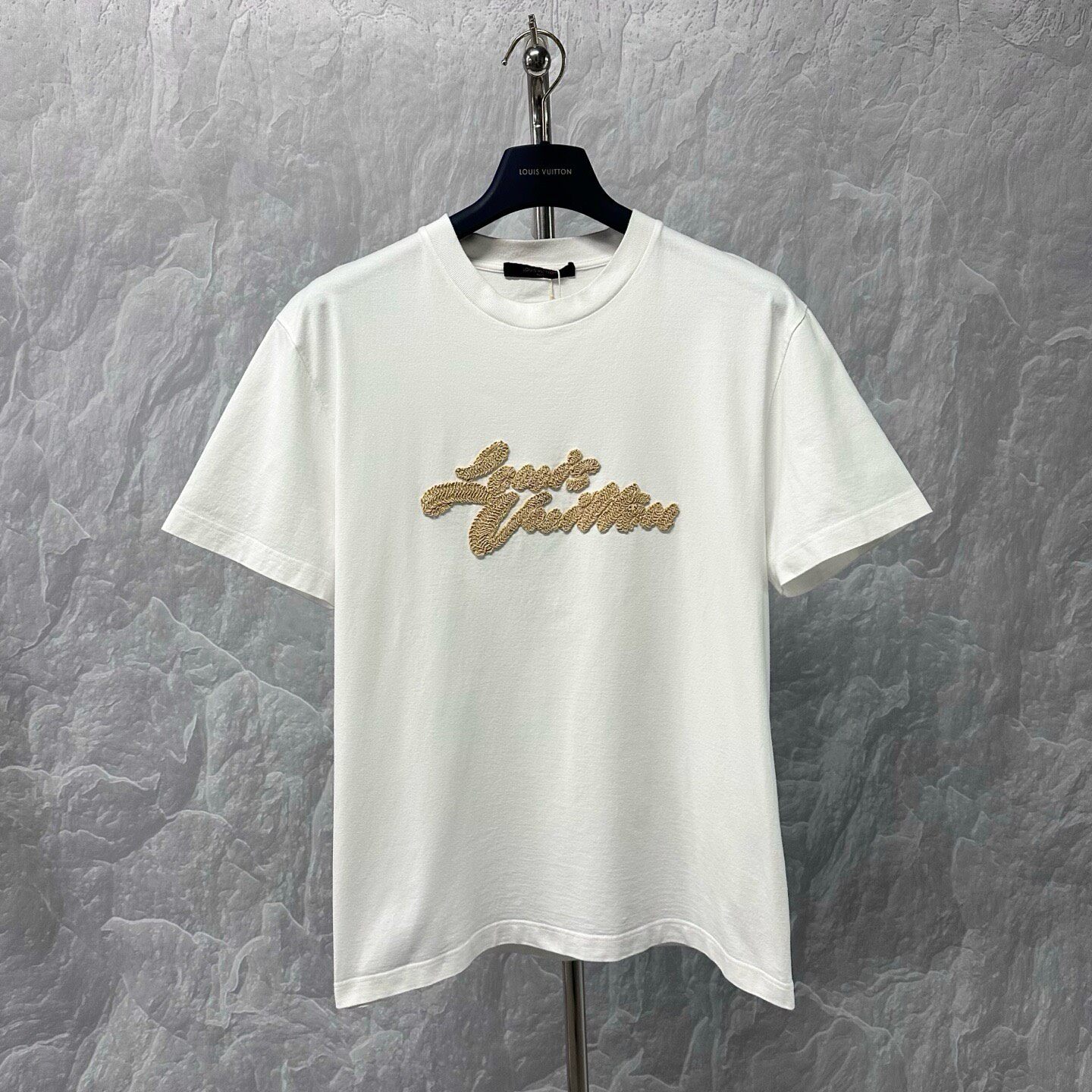 LV FW25 Raffia Logo Short-Sleeve T-Shirt — front