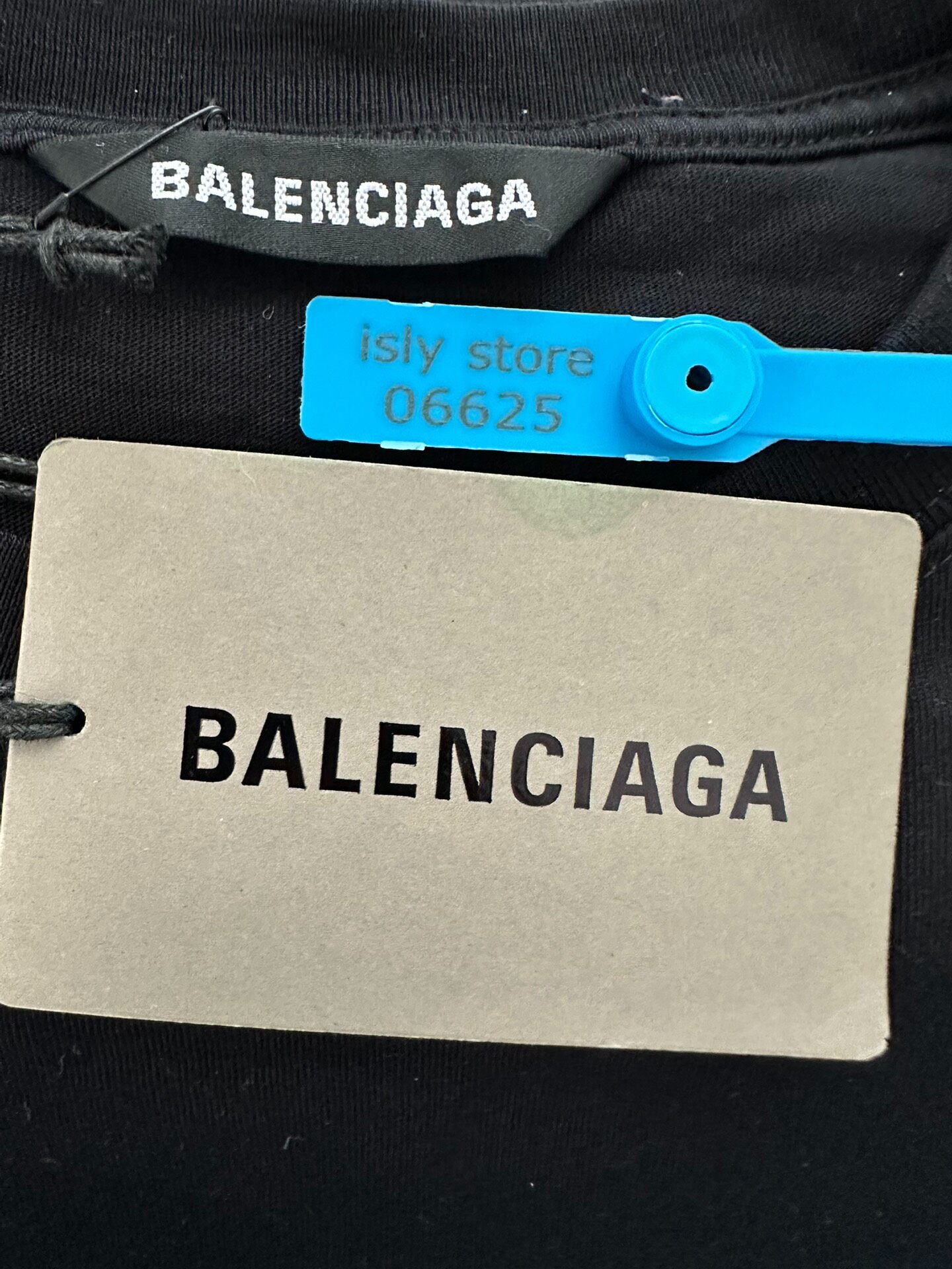 Balenciaga Black Crewneck T-Shirt — label