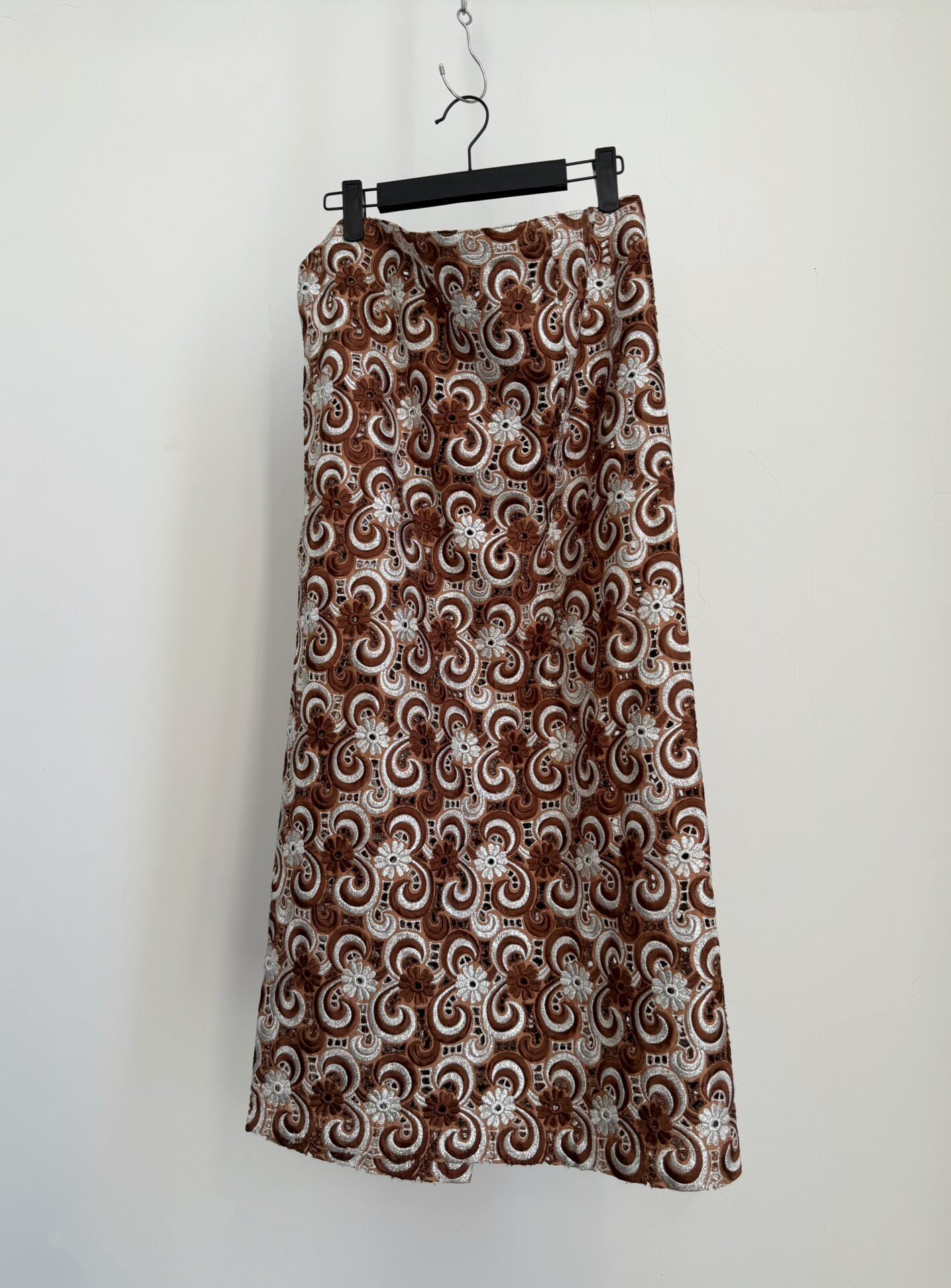 Comme des Garcons Midi Embroidered Skirt — label