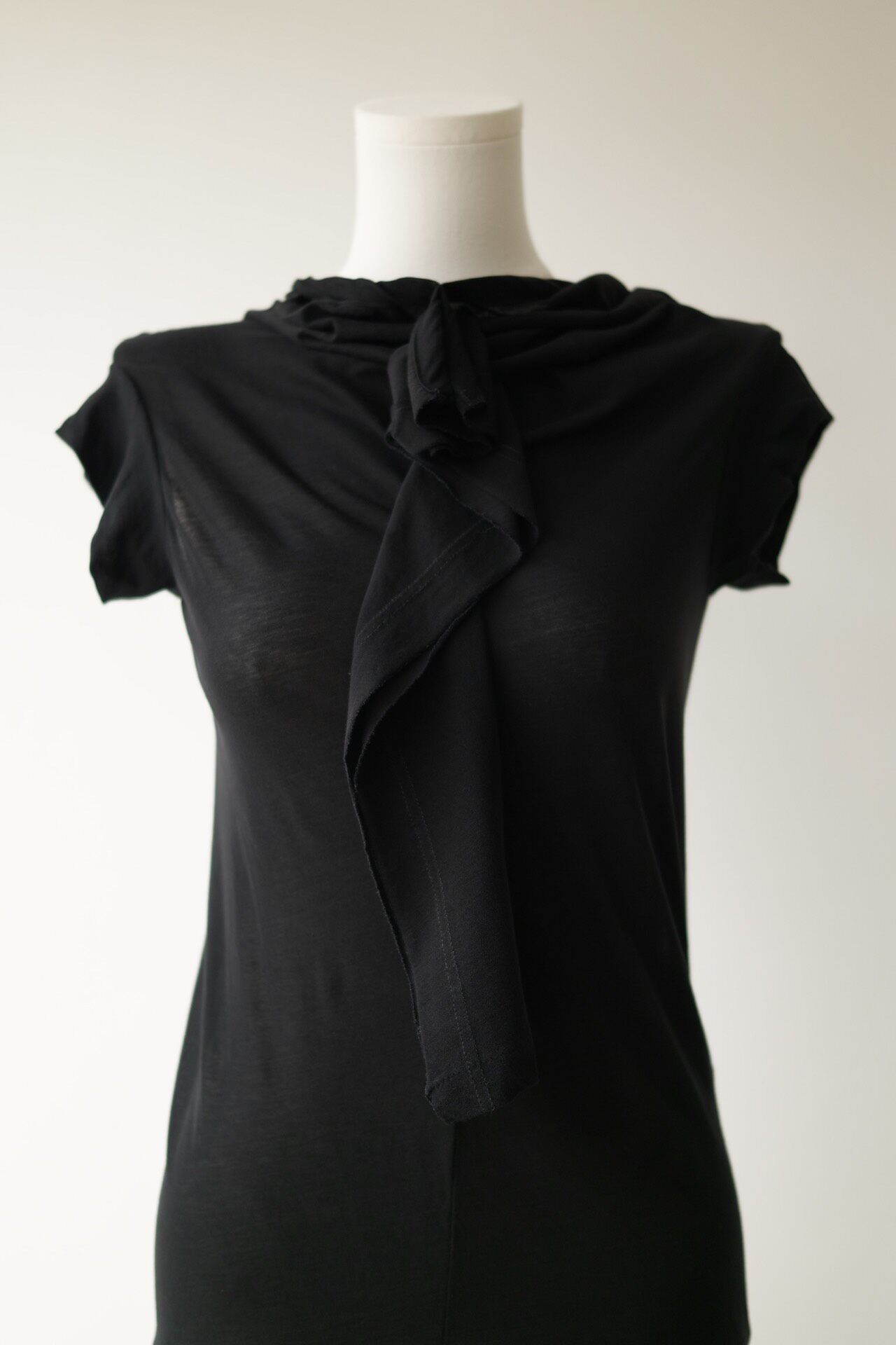 Yohji Yamamoto Noir 20SS Short Sleeve Top — label