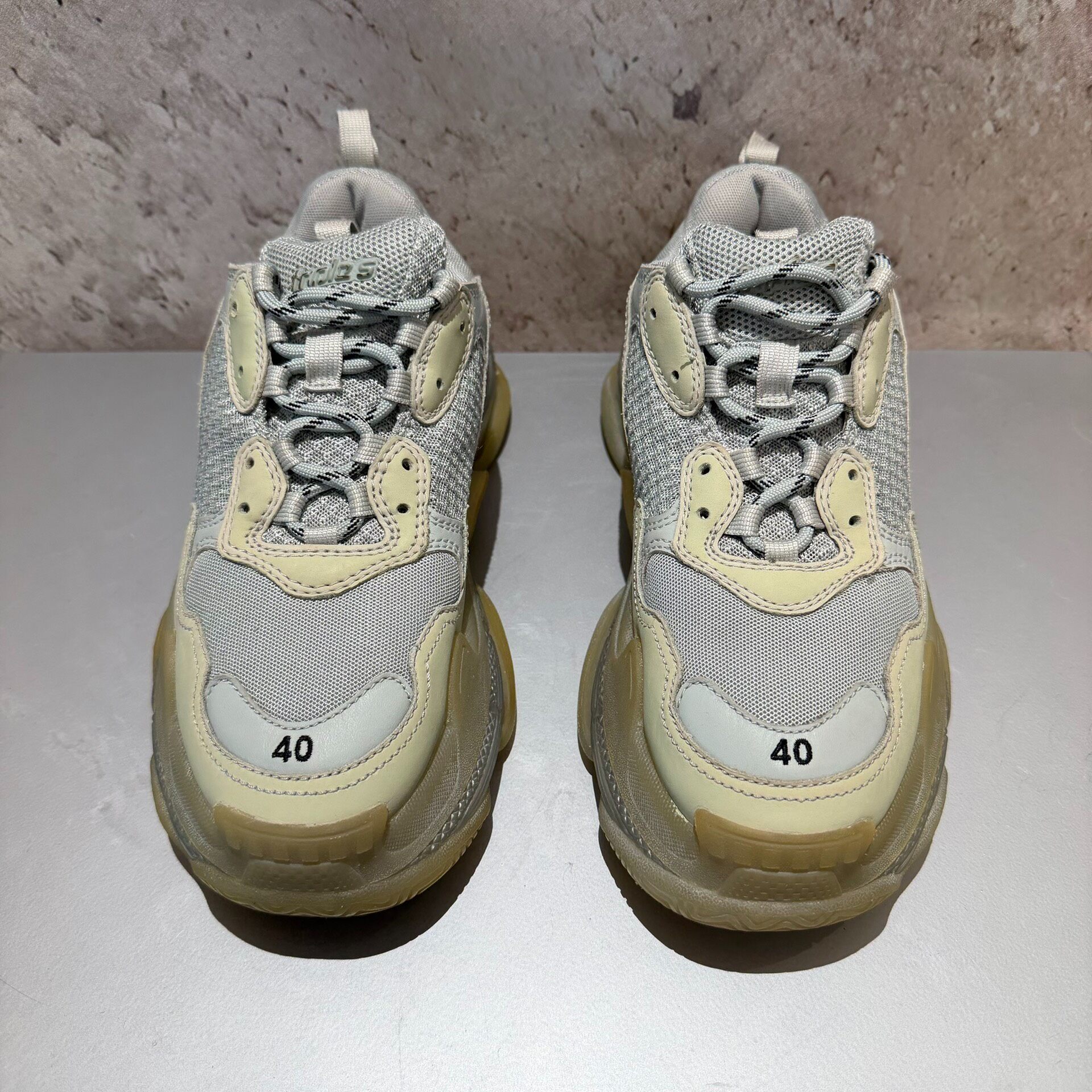 Balenciaga Triple S Gray Size 40 — front