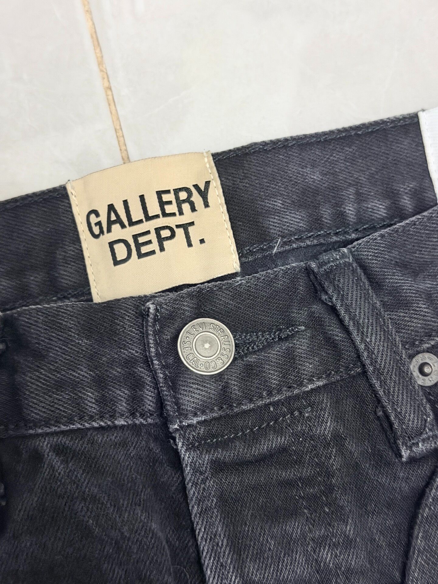 Gallery Dept Levis 5001 Distressed Jeans — detail