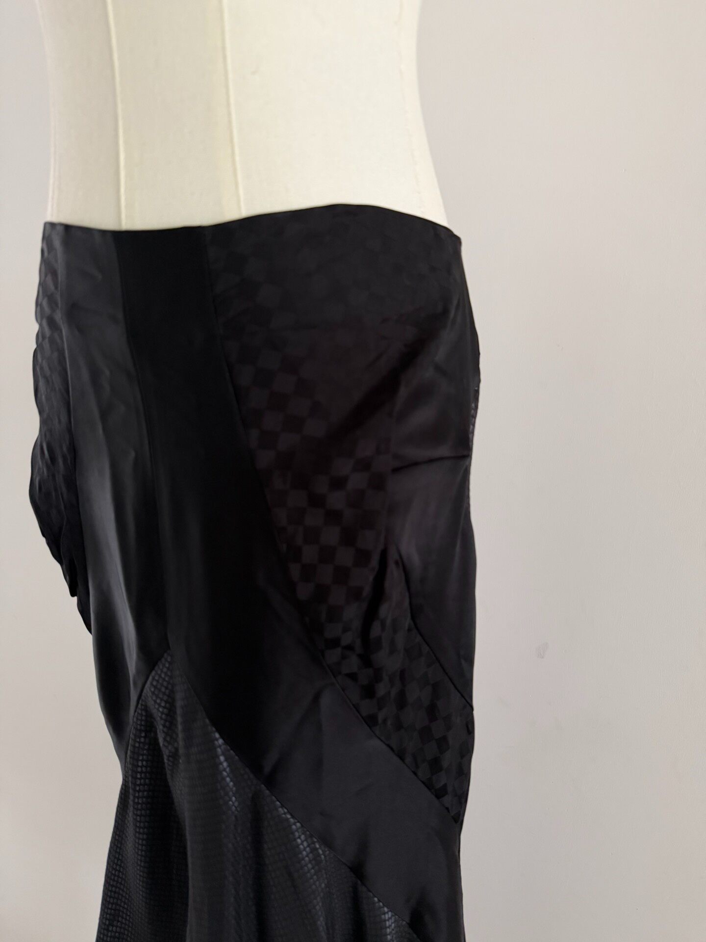 Junya Watanabe 06SS Fish Tail Pleated Skirt — back