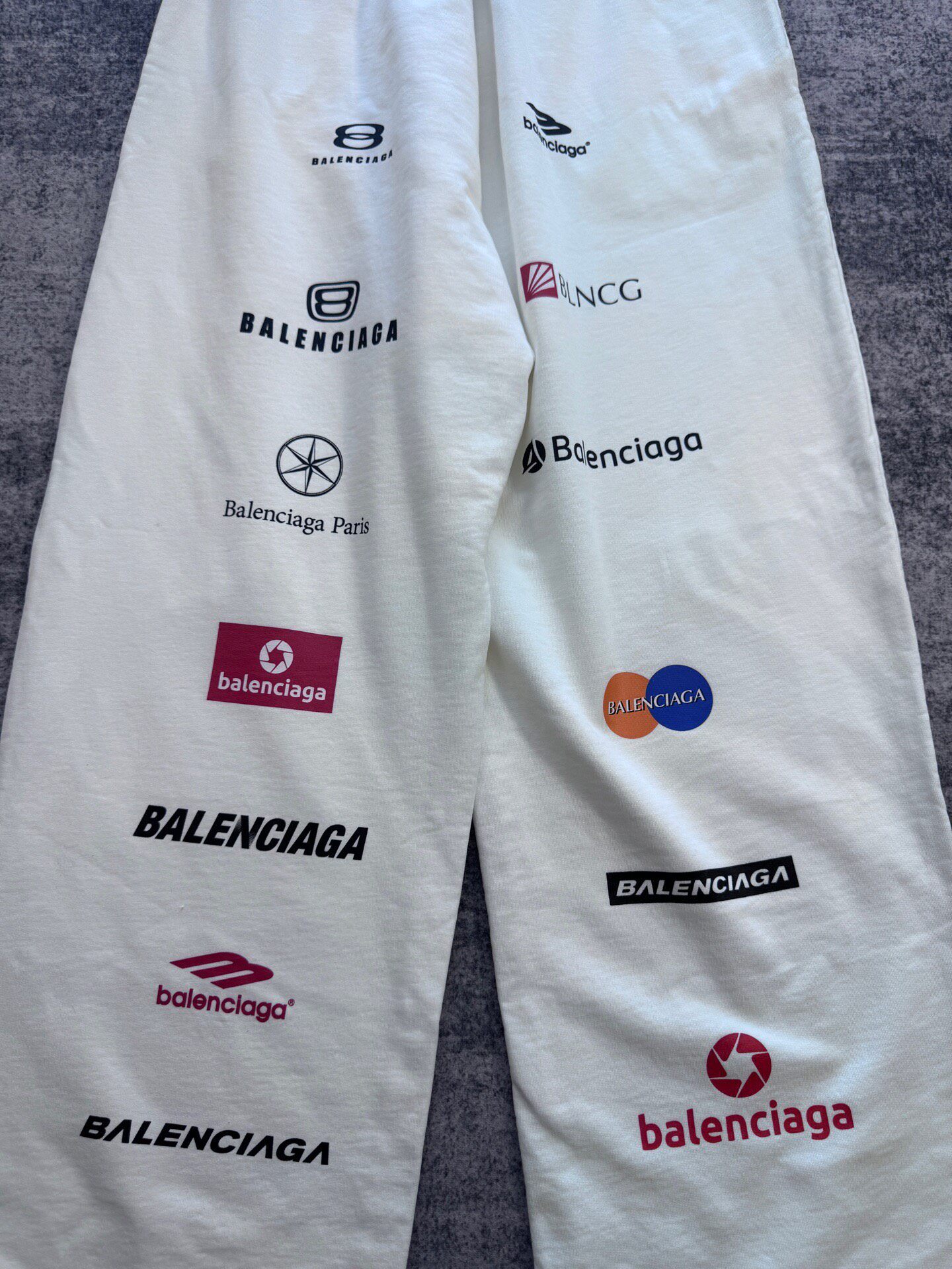 Balenciaga White Racing Logo Sweatpants — label
