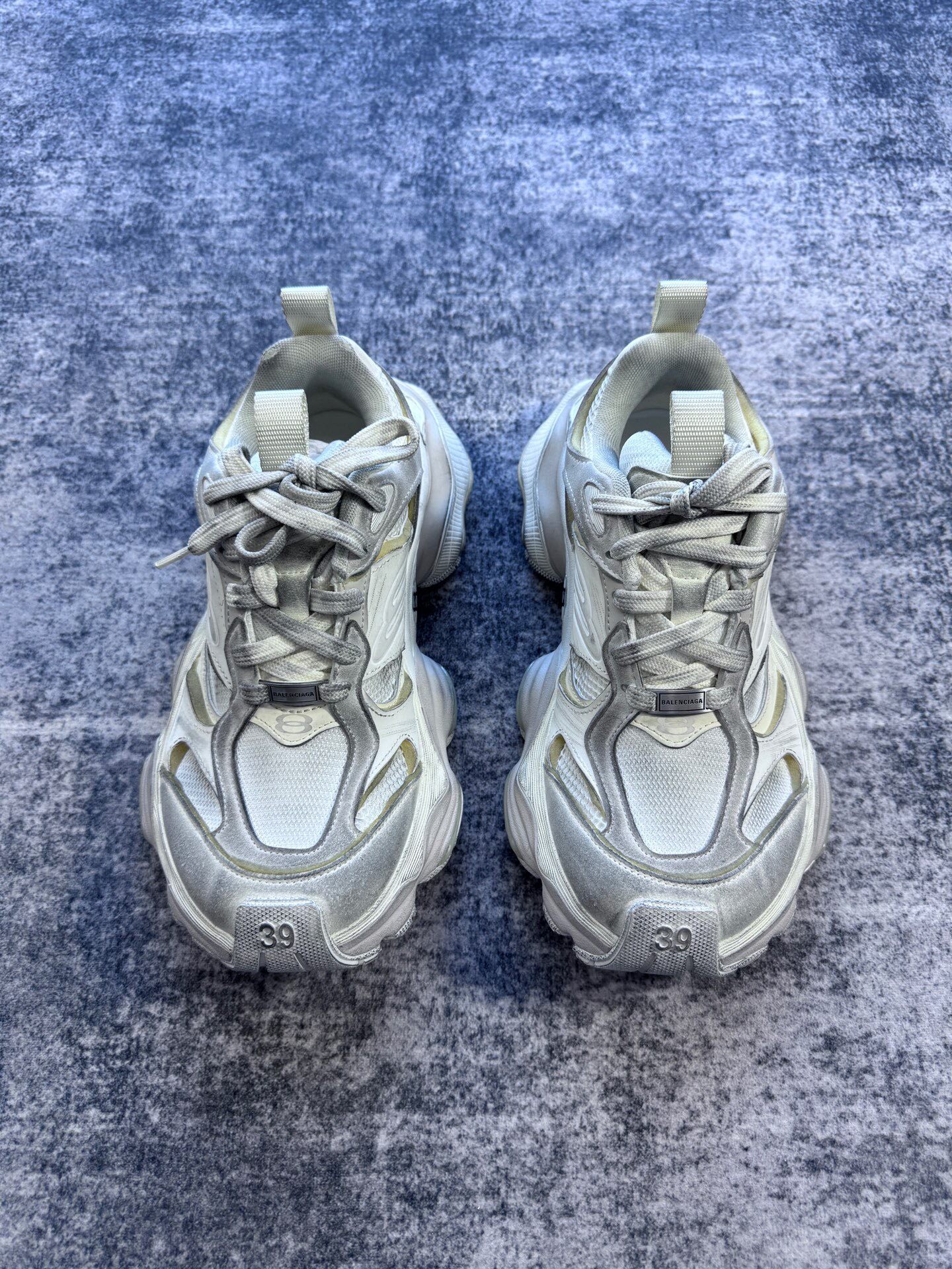 Balenciaga Gray Cargo Dad Sneakers 39 — front