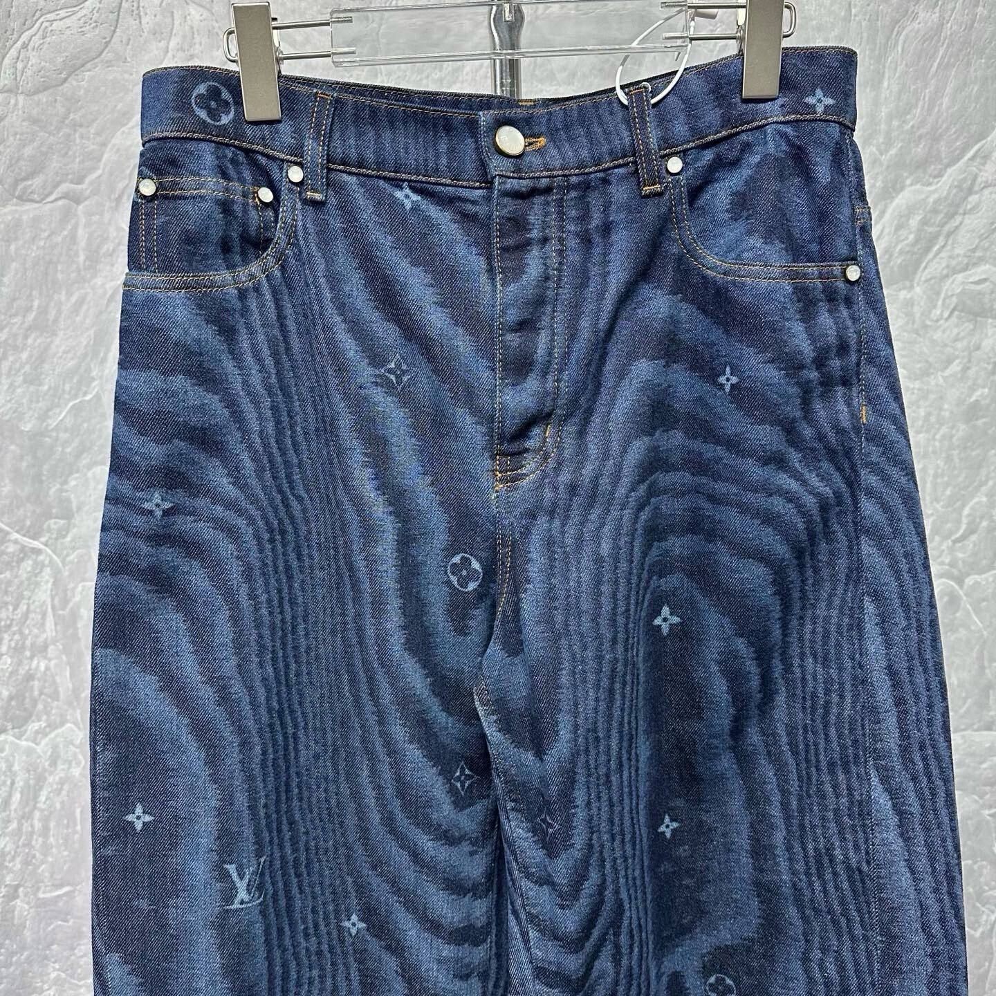 Louis Vuitton FW25 Denim Jeans Q00120 — detail