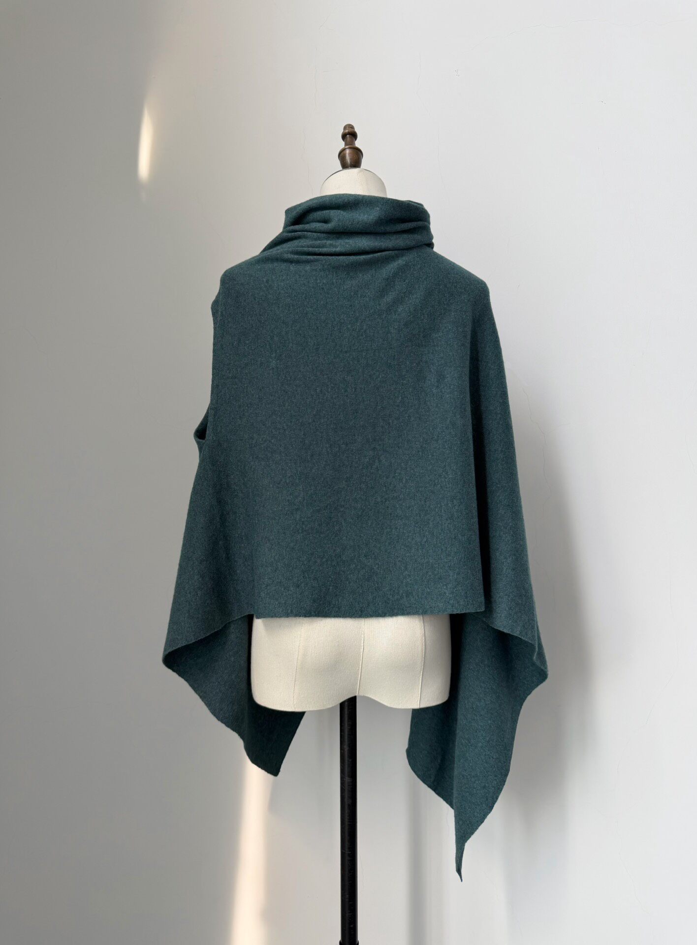 Y's for Living Lake Green Knitted Shawl — detail