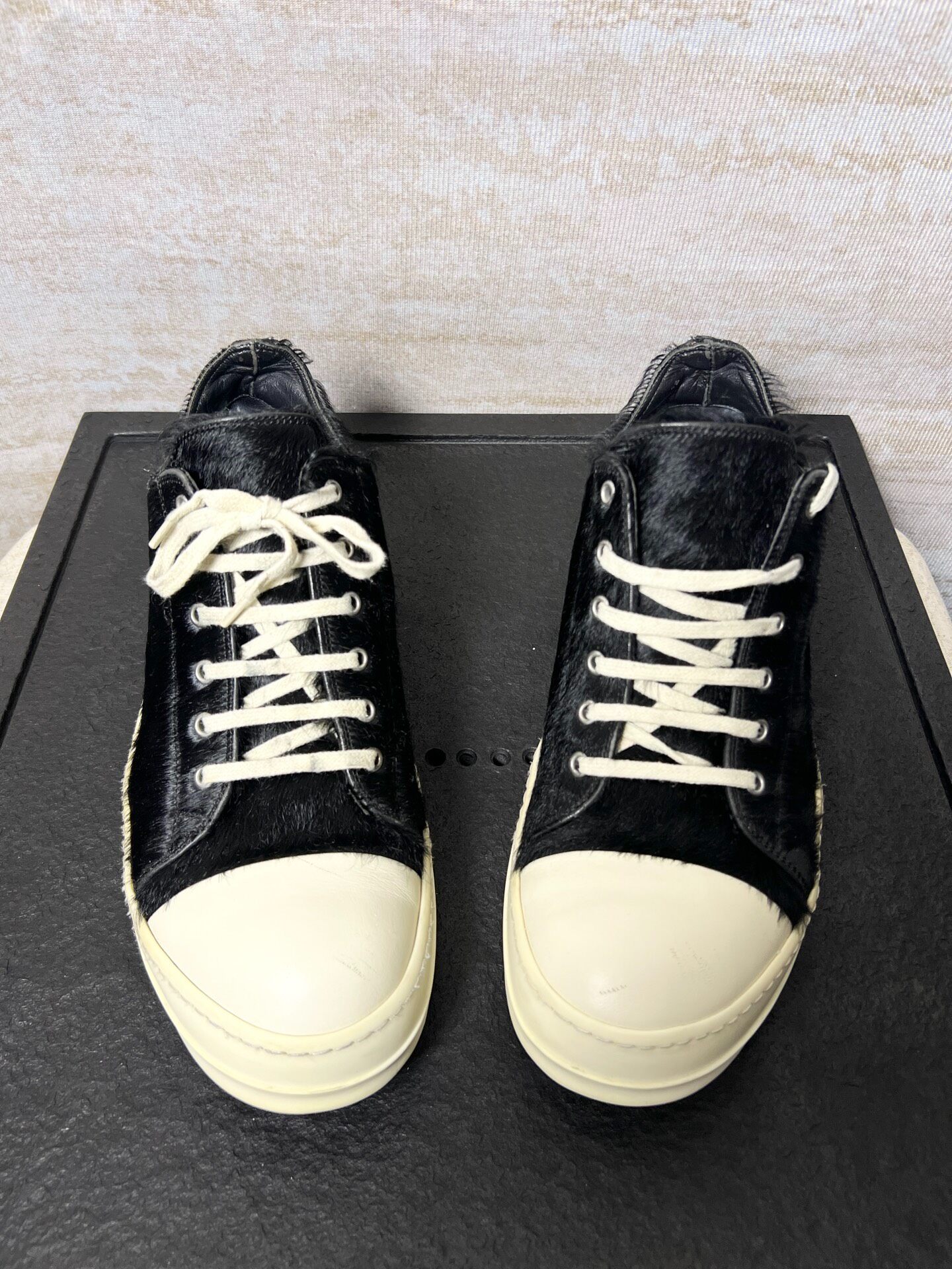 Rick Owens Black Horsehair Low-Top Sneakers — detail