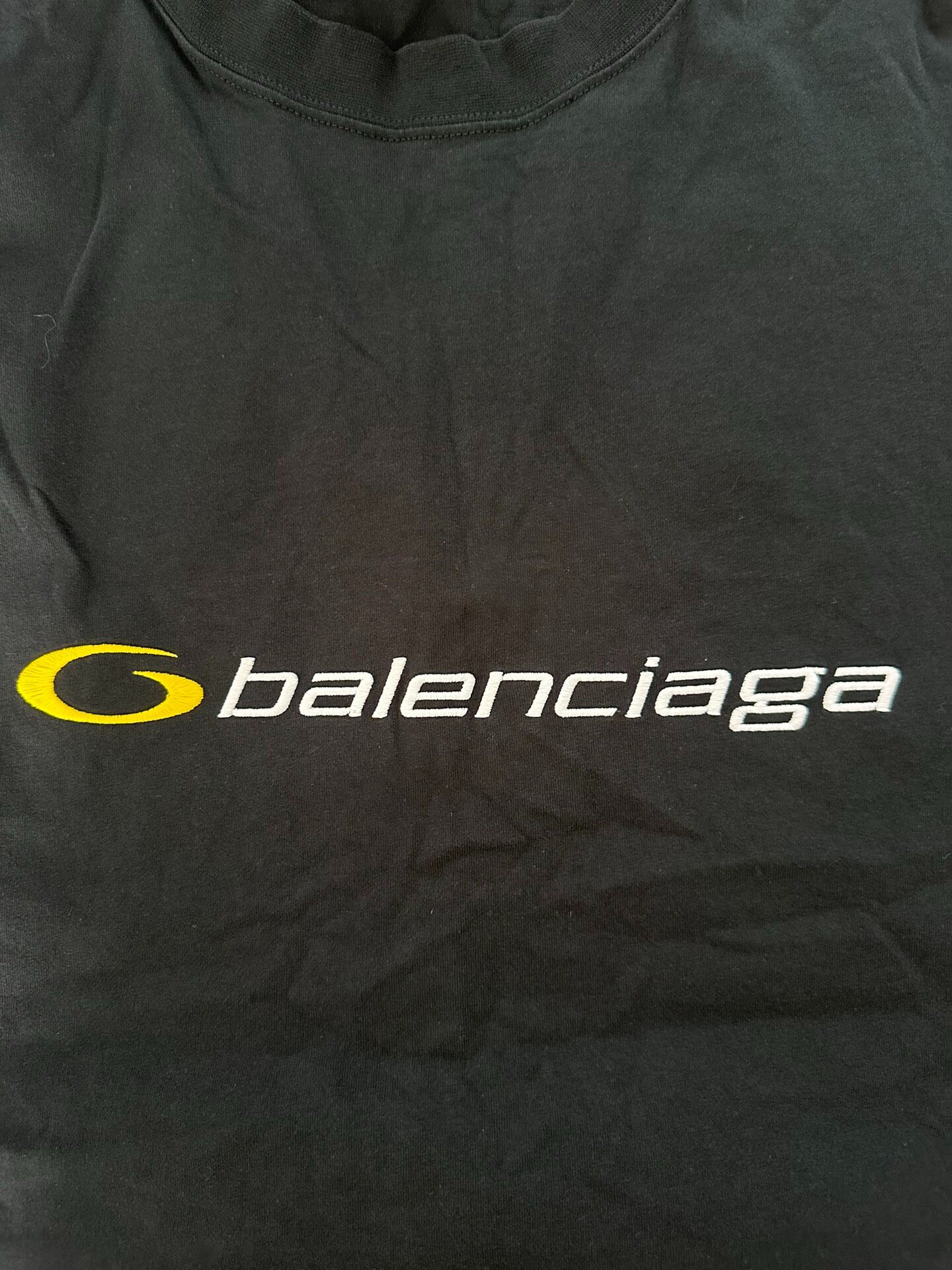 Balenciaga Men’s Black Logo T-Shirt — detail