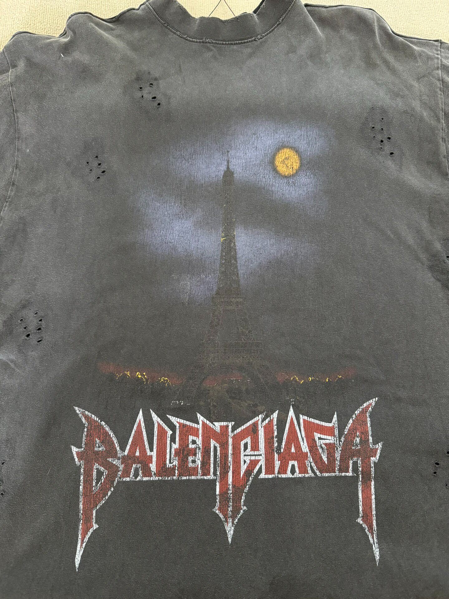 Balenciaga Oversized Black Short-Sleeve Tee — detail