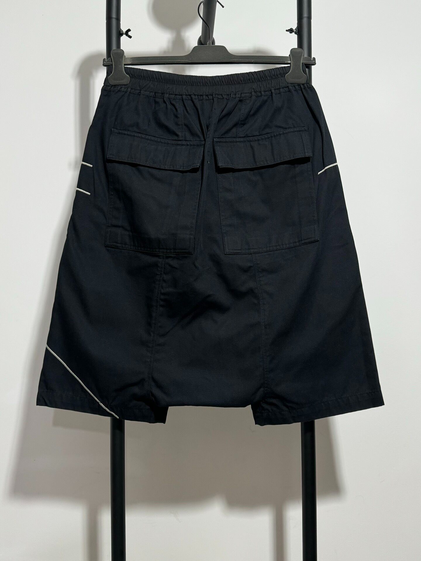 Rick Owens Drop-Crotch Geometric Stitch Shorts — front