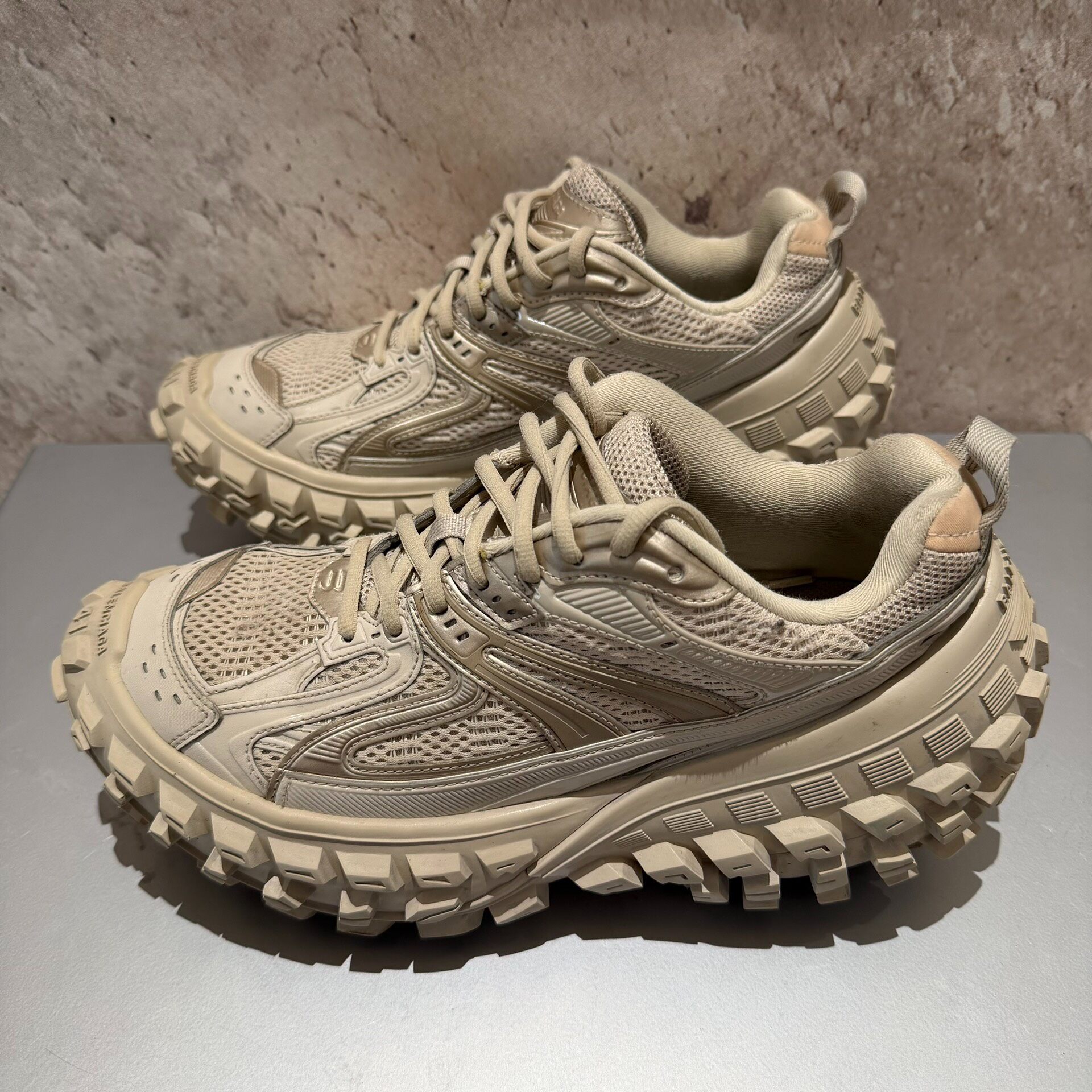 Balenciaga Beige Tire Sole Sneakers — detail