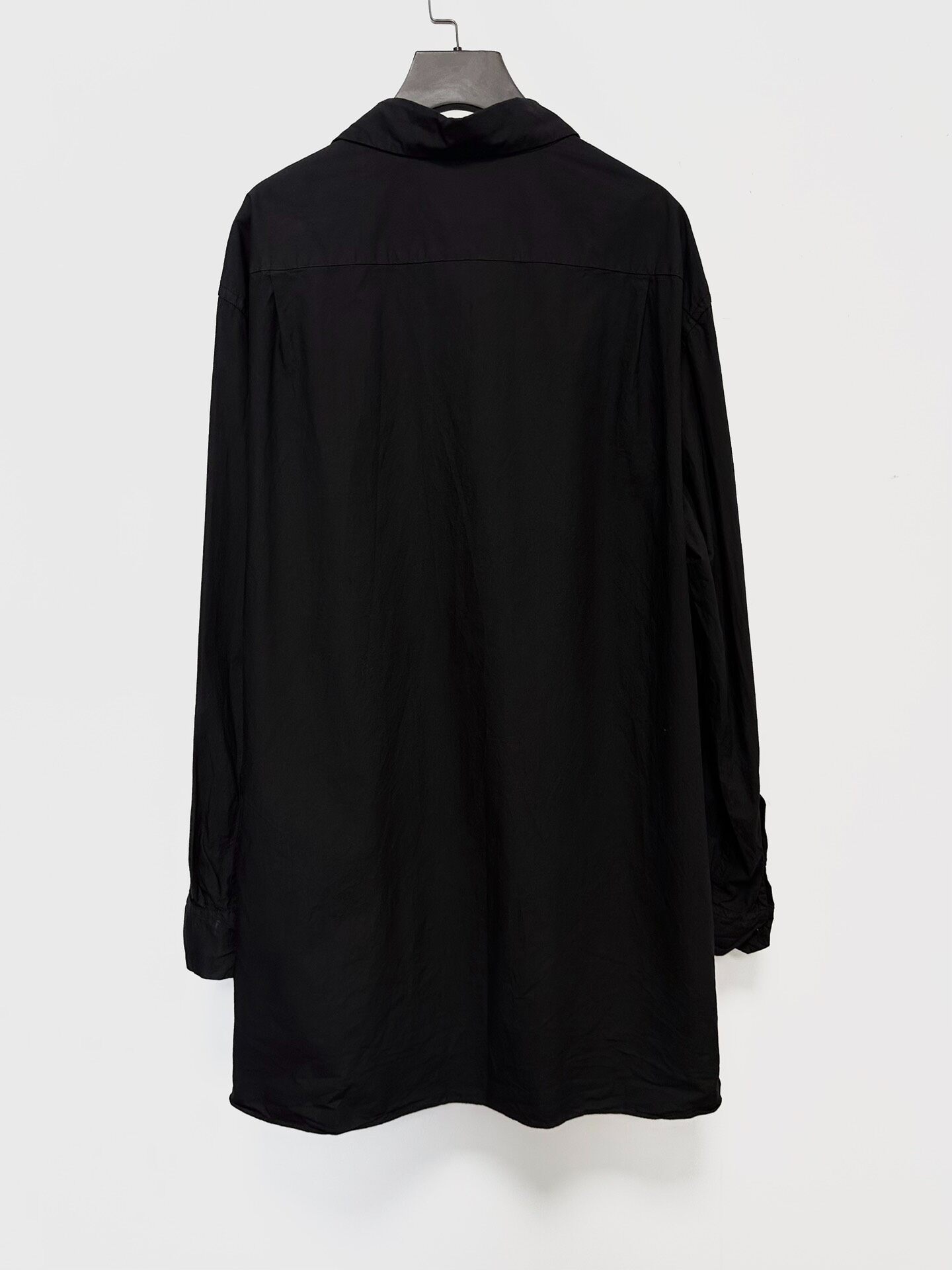 Casey Casey Oversized Black Long Shirt — front
