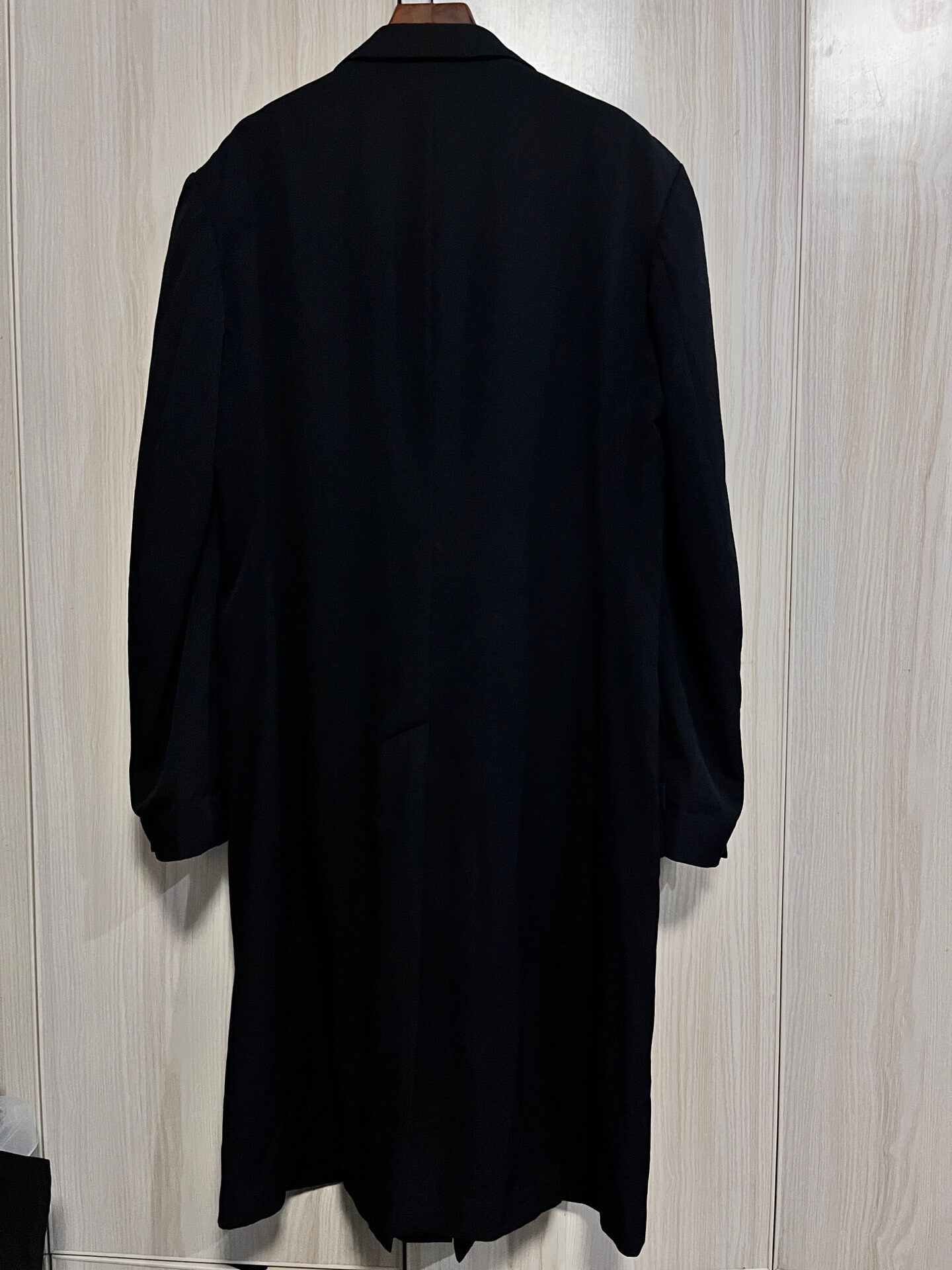 Yohji Yamamoto Doctor Jacket Black Coat — detail