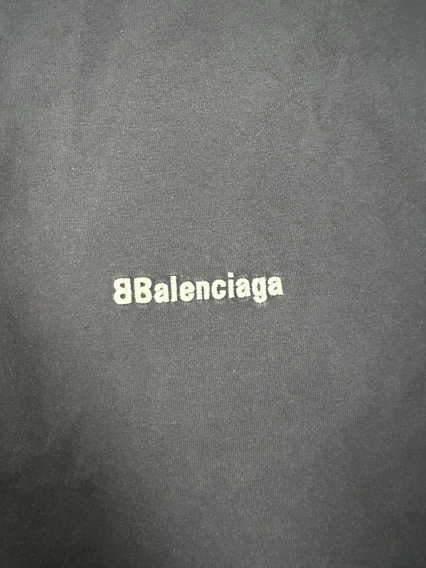 Balenciaga Men's Navy Logo T-Shirt — detail