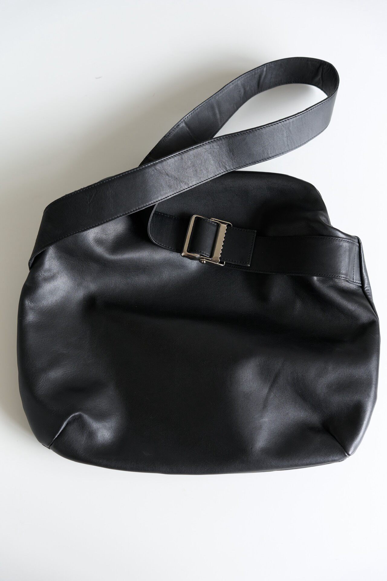 Yohji Yamamoto 25ss Leather Crossbody Bag — detail