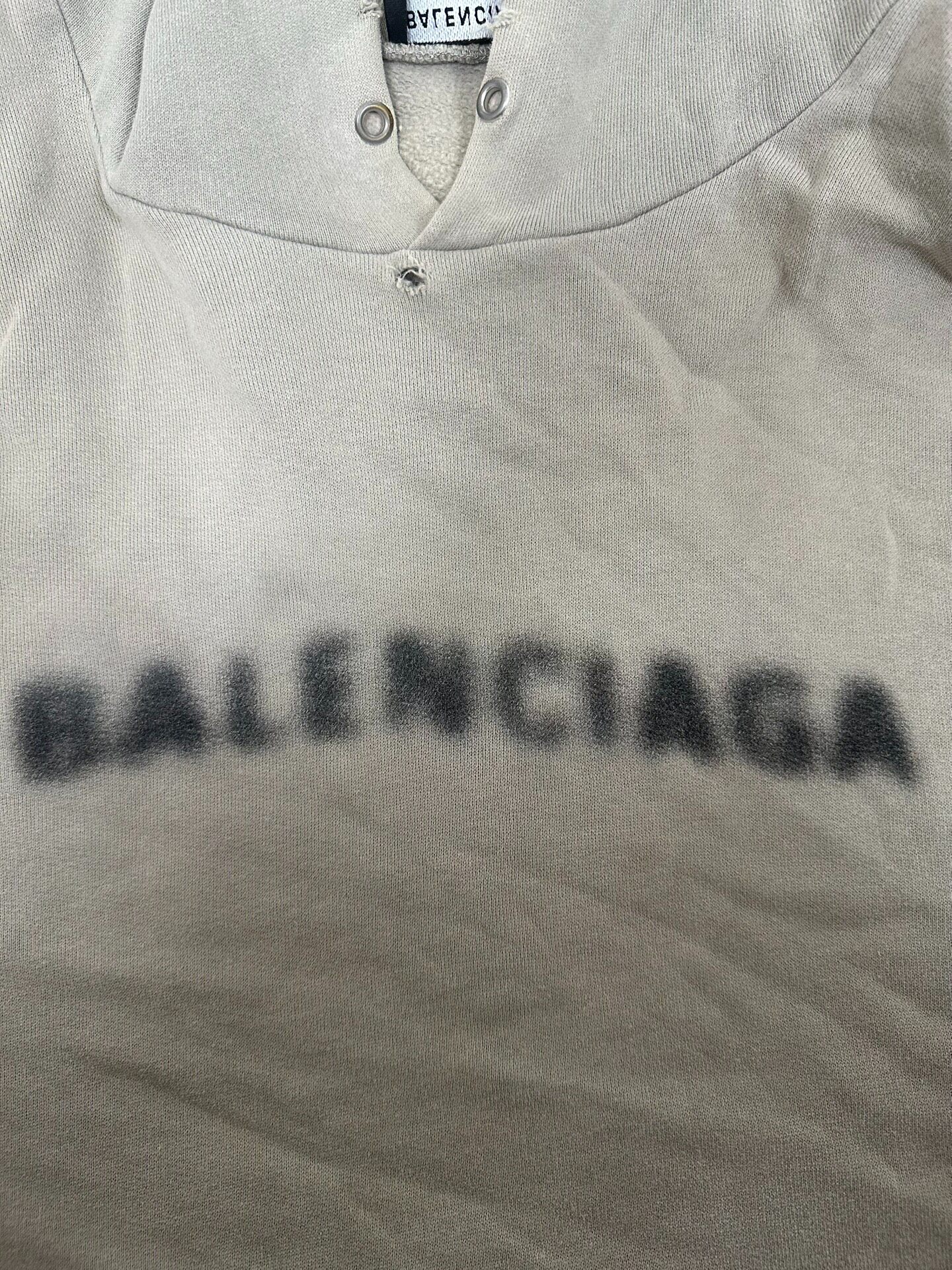 Balenciaga Oversized Gray Logo Hoodie — detail