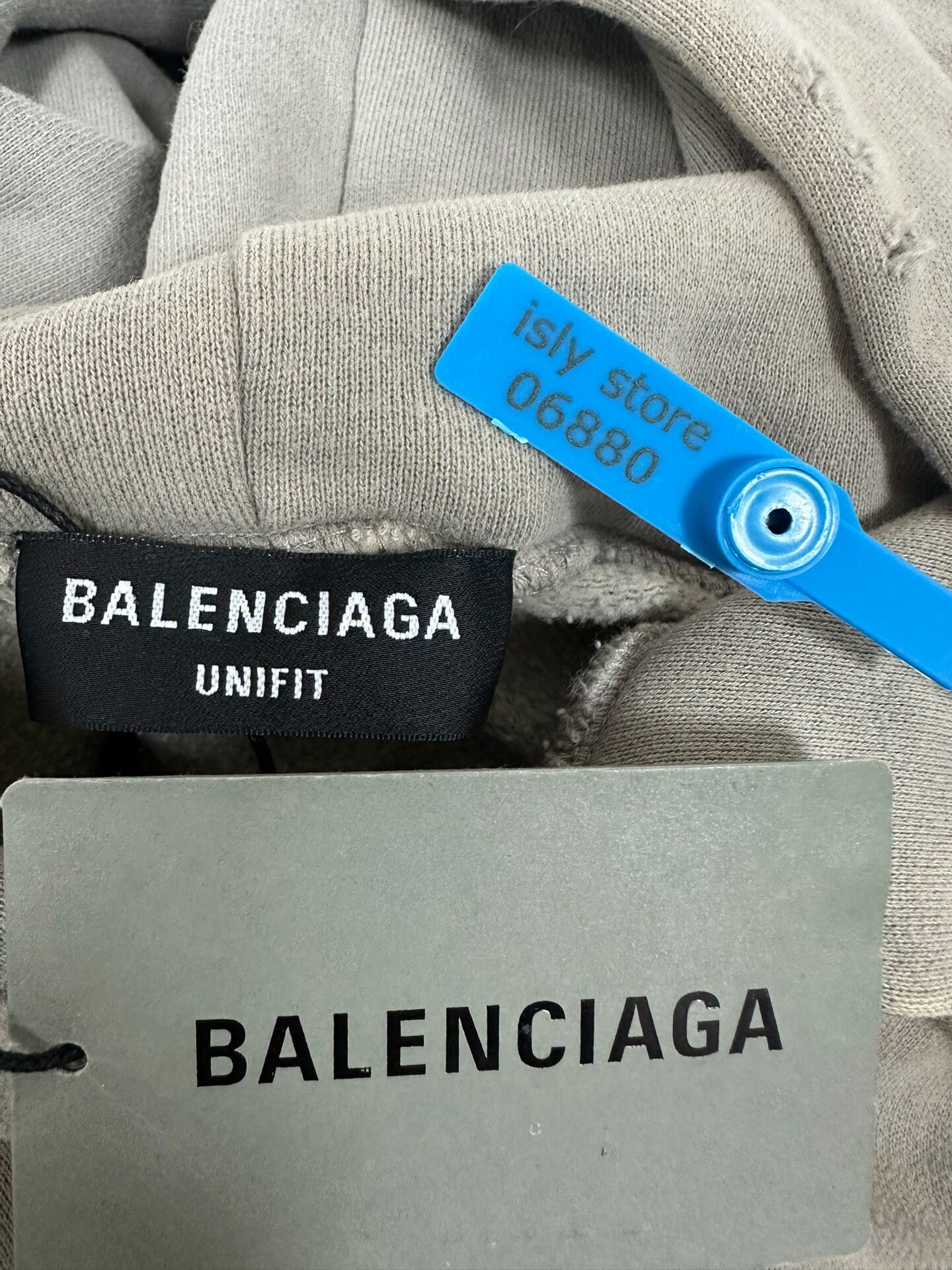 Balenciaga Oversized Gray Logo Hoodie — label
