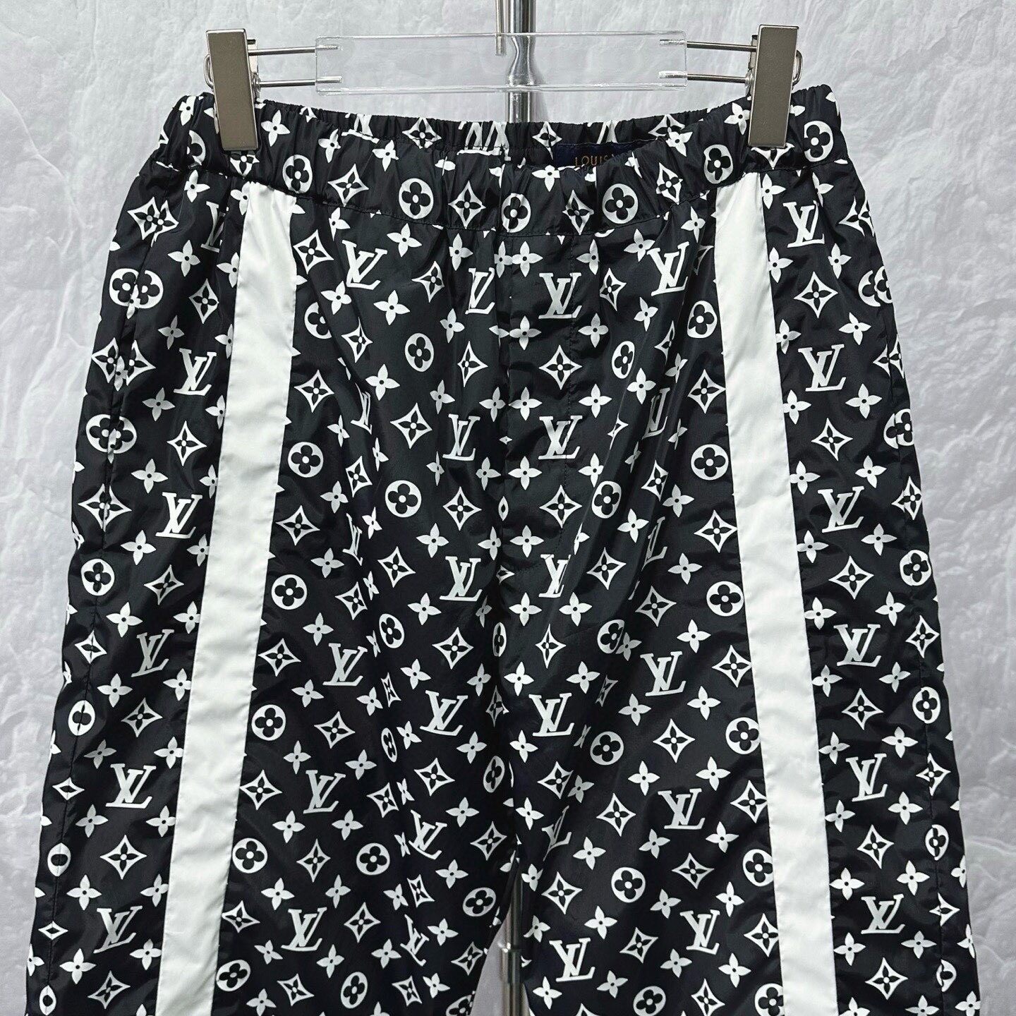 LV FW24 Monogram Jogger Pants — detail