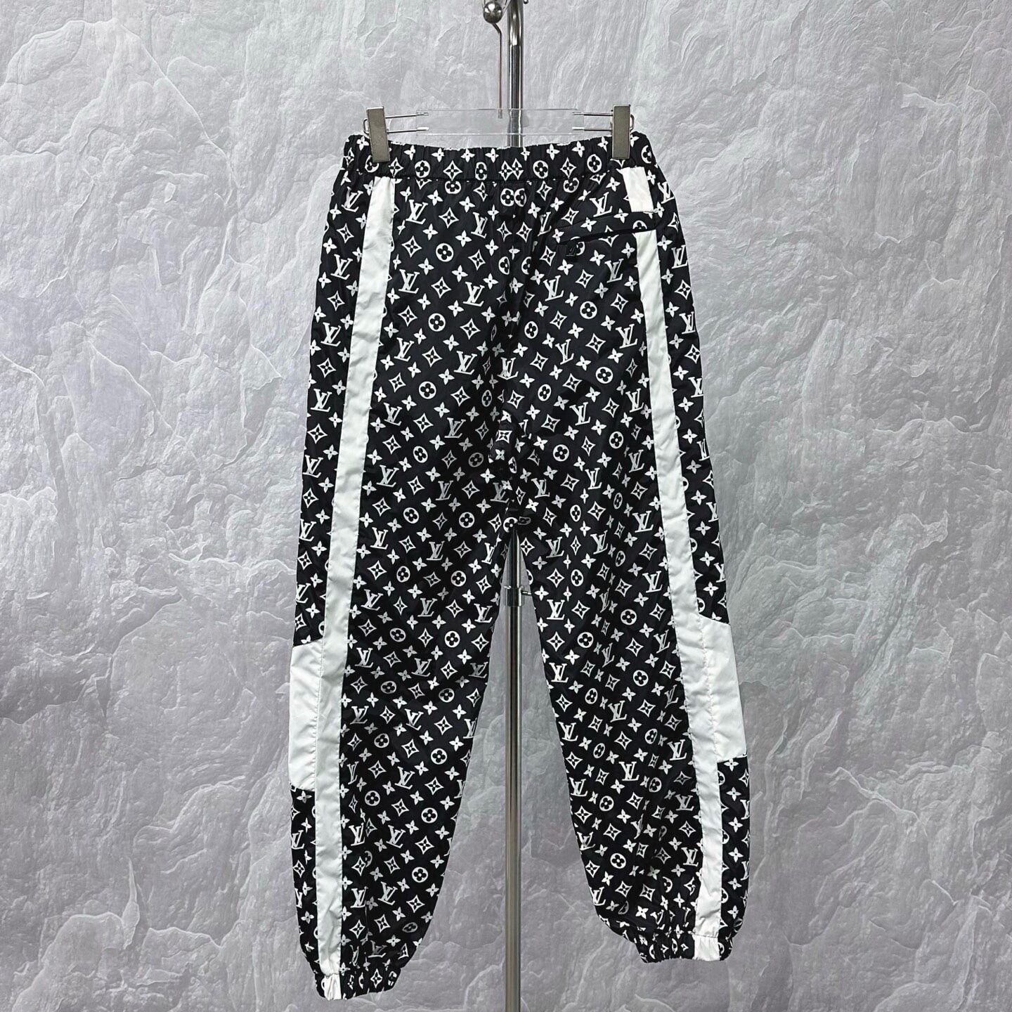 LV FW24 Monogram Jogger Pants — label