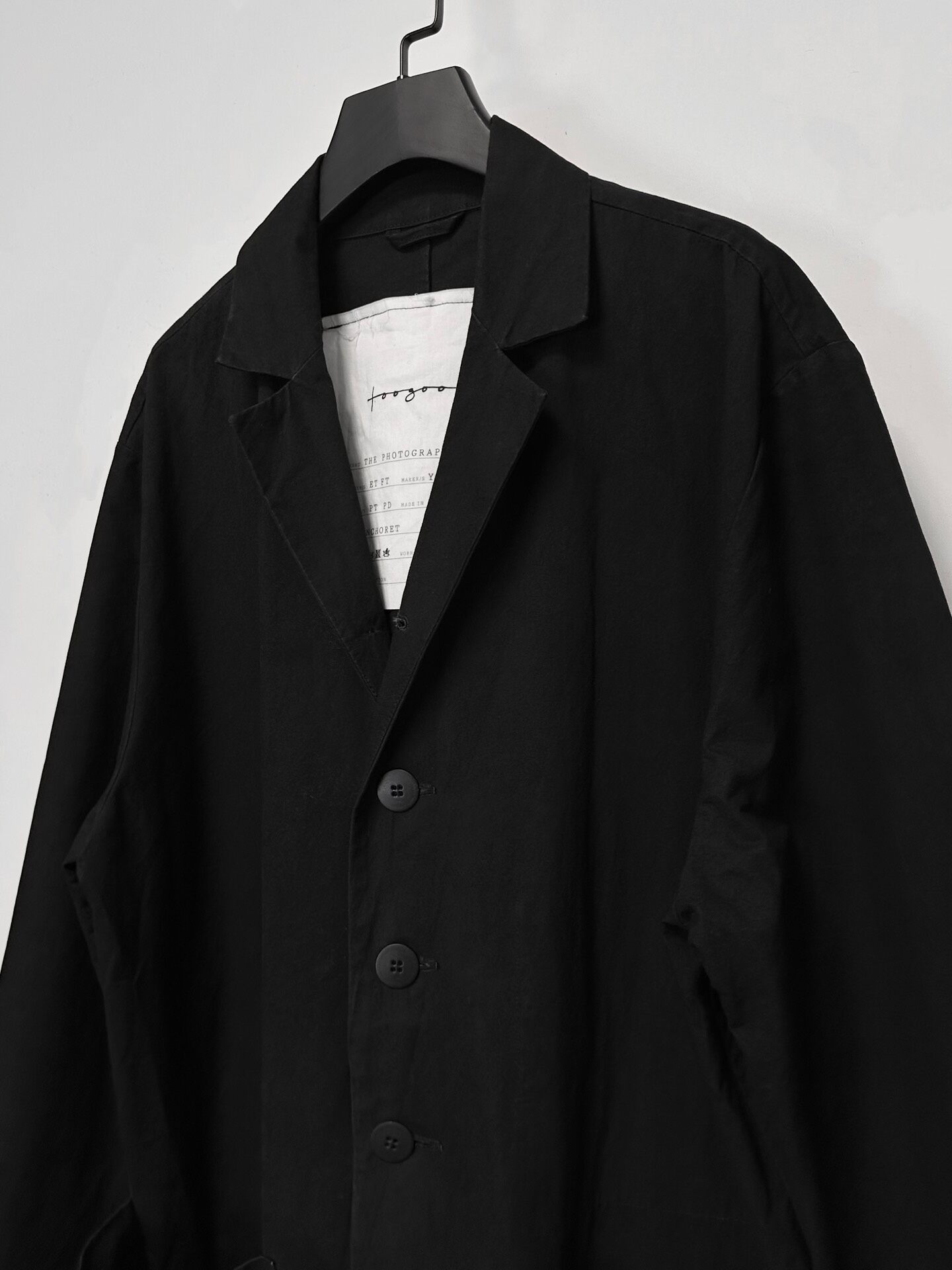 Toogood Photographer Oversize Coat — label