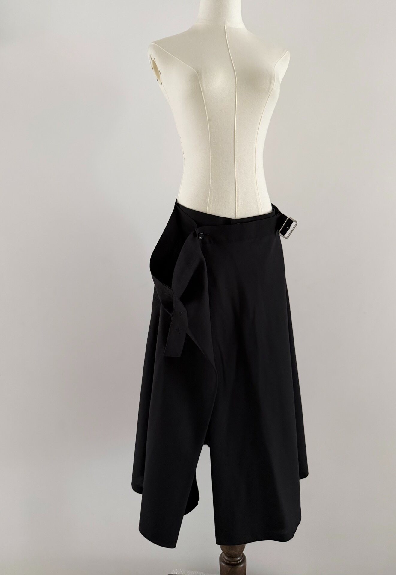 JUNYA WATANABE Double-layer Skirt-Pants — label