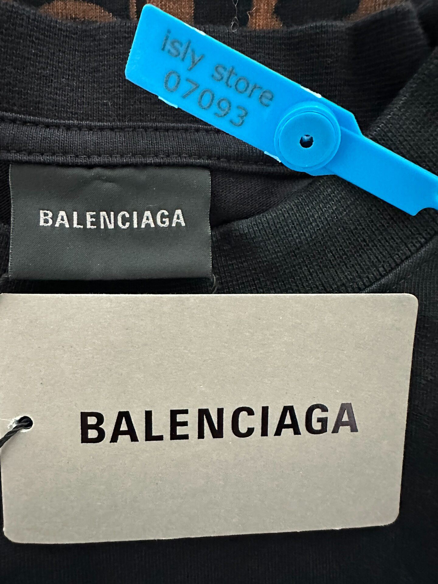 Balenciaga Women’s Black Fitted T-Shirt — label