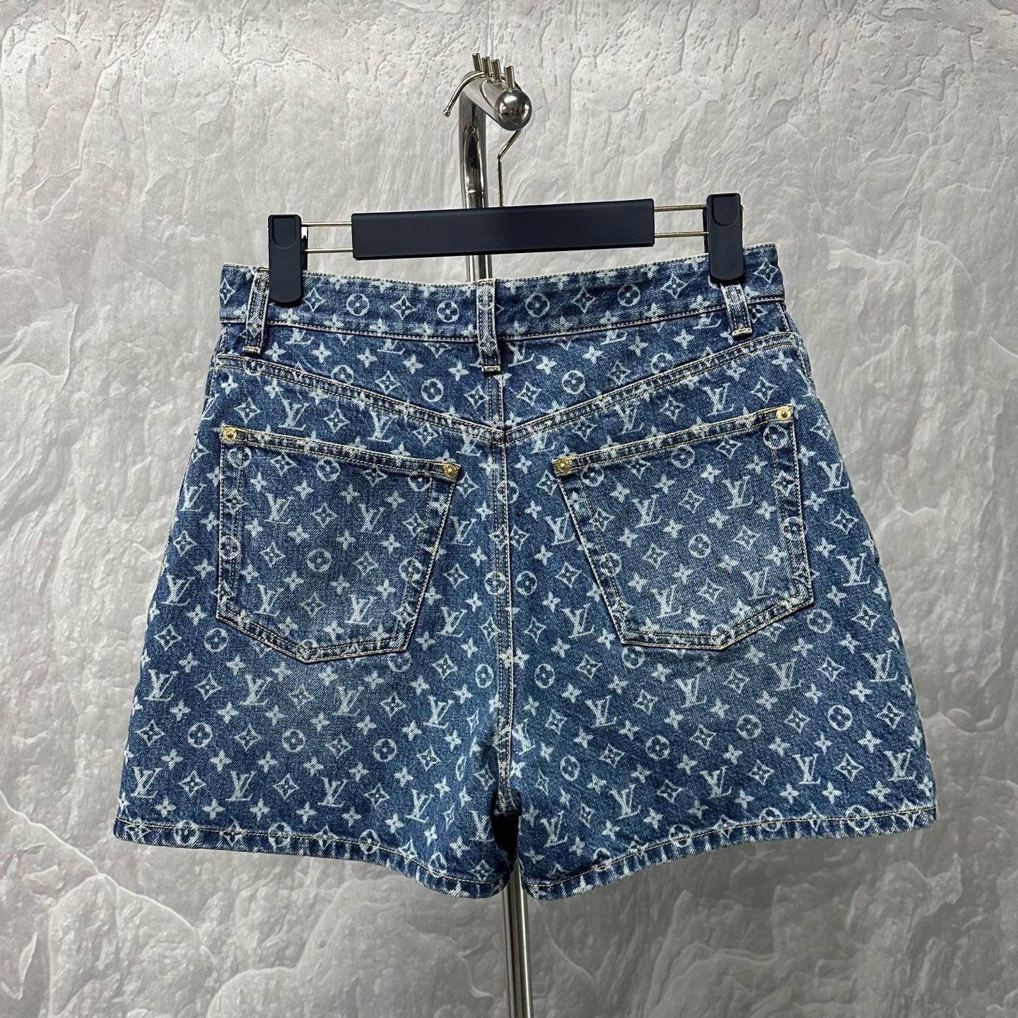 Louis Vuitton FW25 Monogram Denim Shorts — label