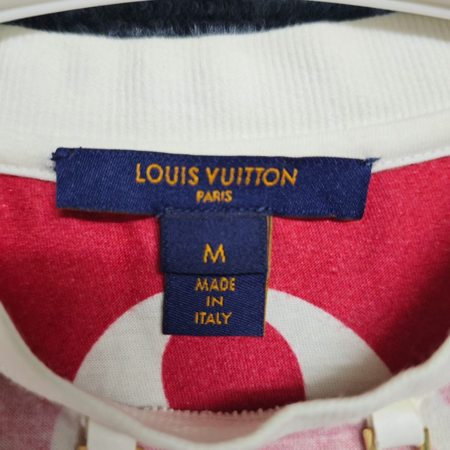 LV Pink Gradient Monogram Chain Tee — detail