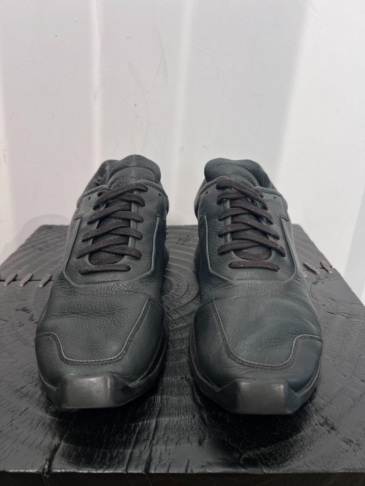 Rick Owens x Adidas Level Runner Sneakers — detail