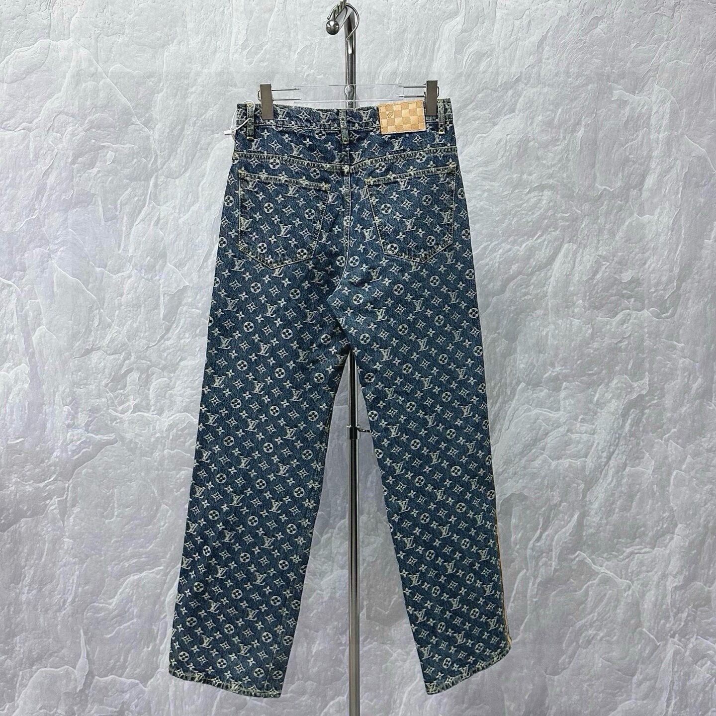 Louis Vuitton SS25 Monogram Denim Jeans — label