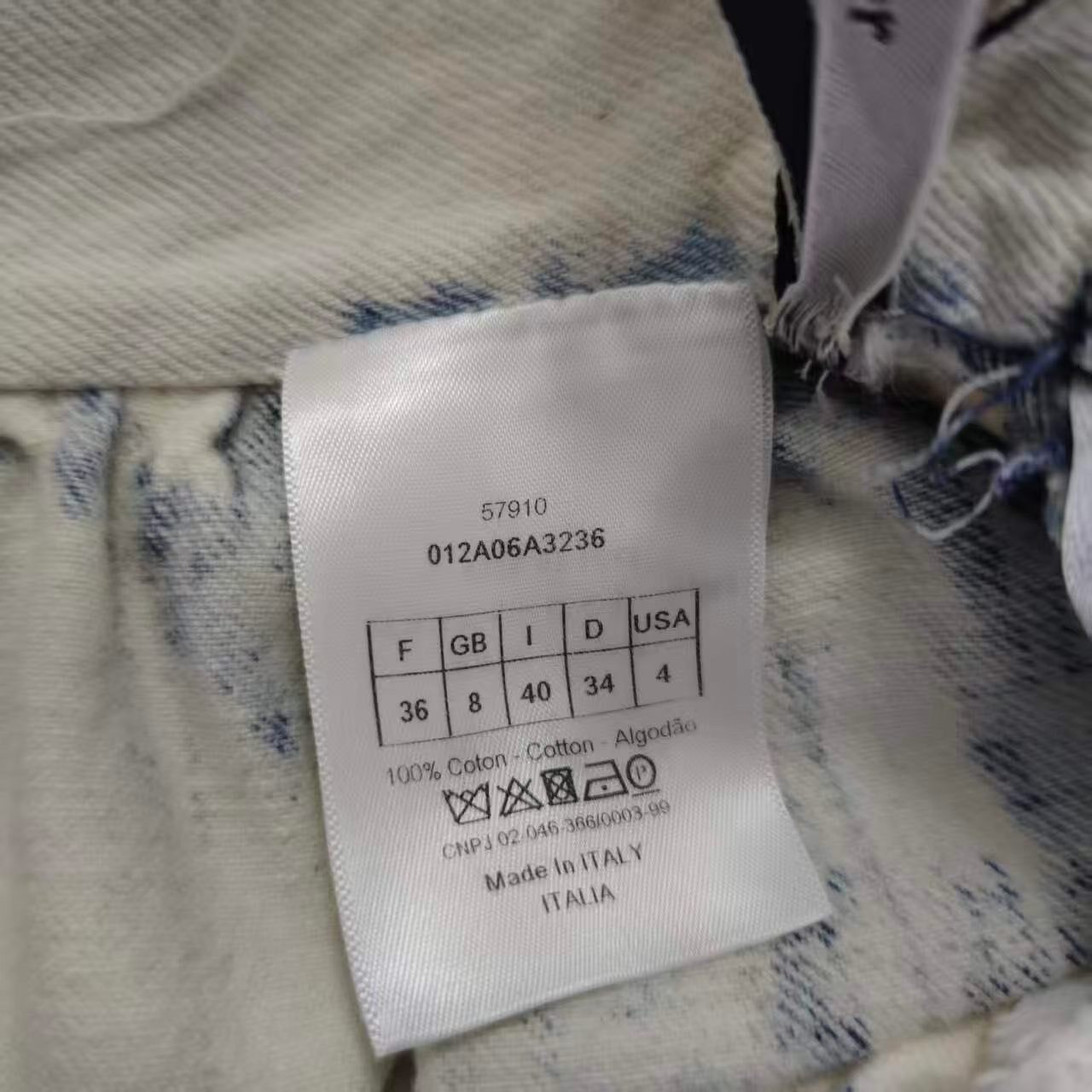 Dior White-Base Navy Tie-Dye Skirt — label