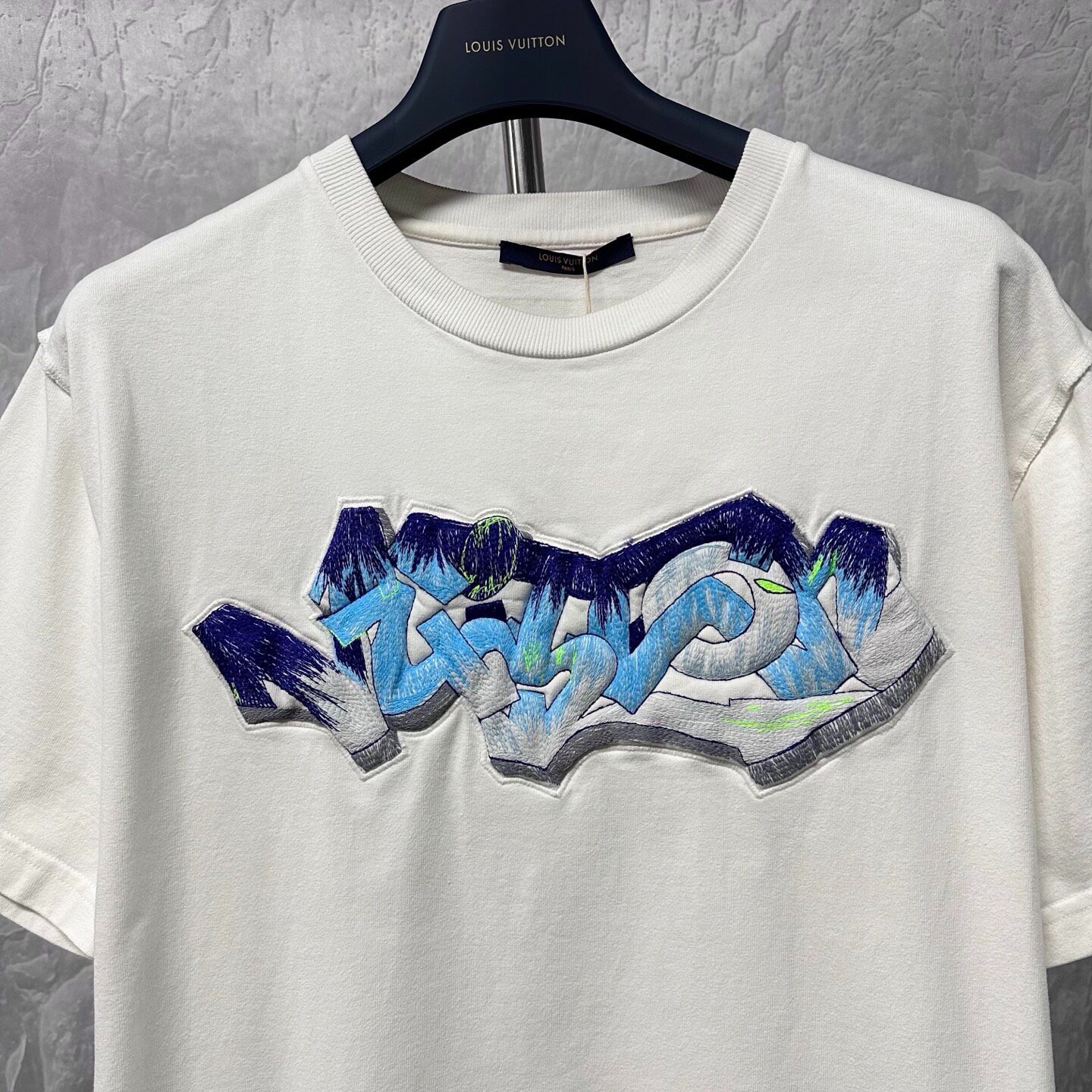 Louis Vuitton Graffiti Embroidered T-Shirt — detail
