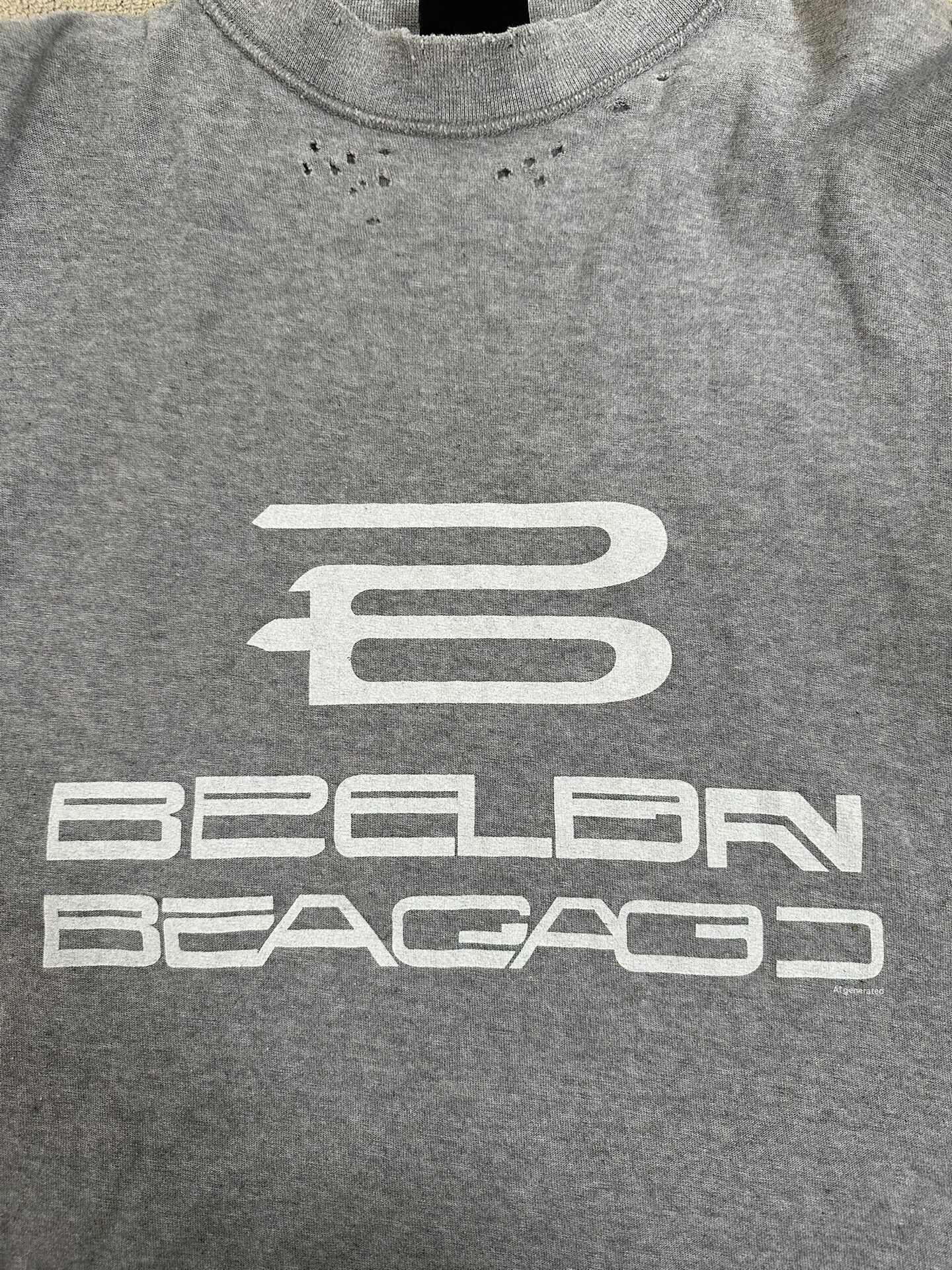 Balenciaga Oversized Gray Unisex T-Shirt — detail