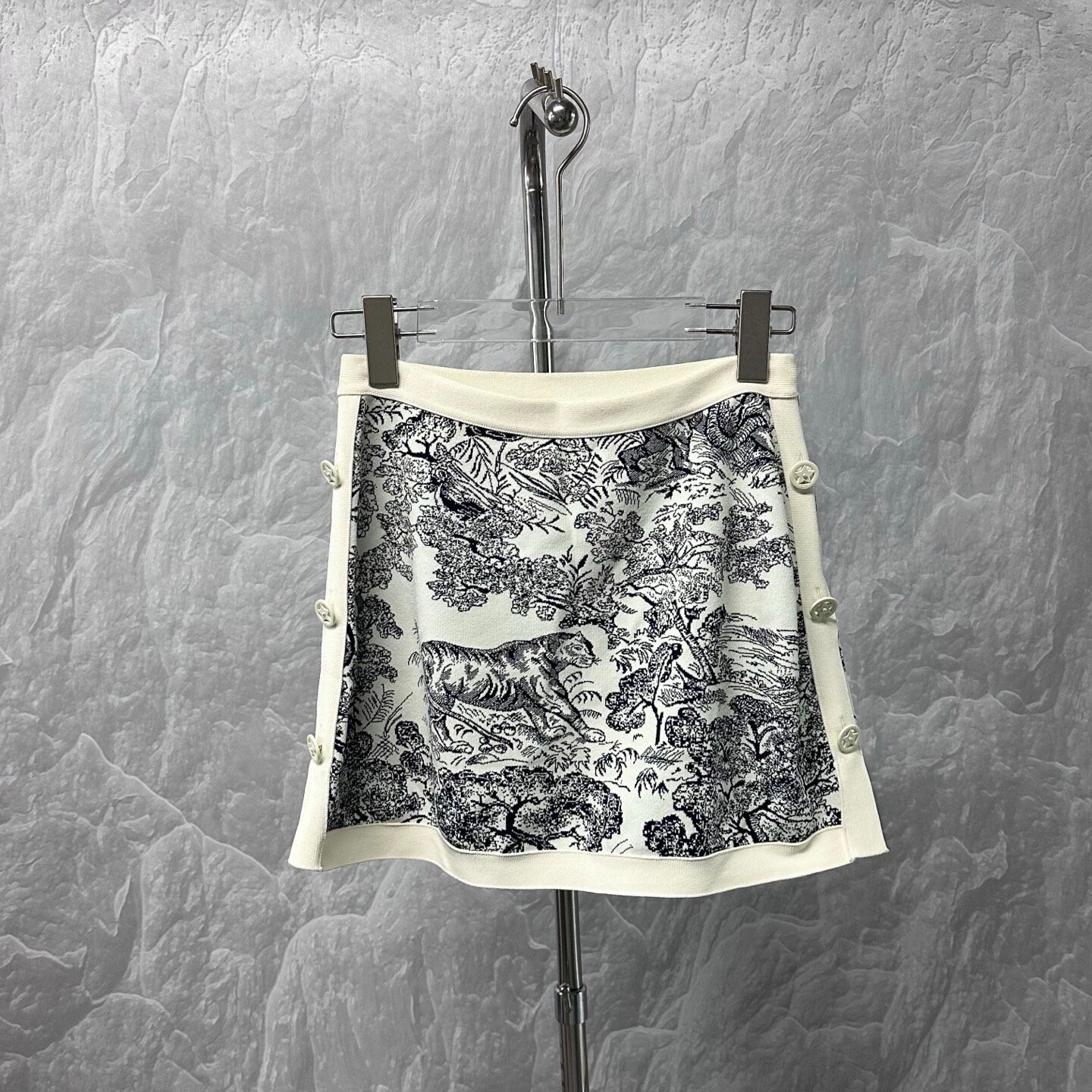 Dior Dioriviera Tiger Print Mini Skirt — detail