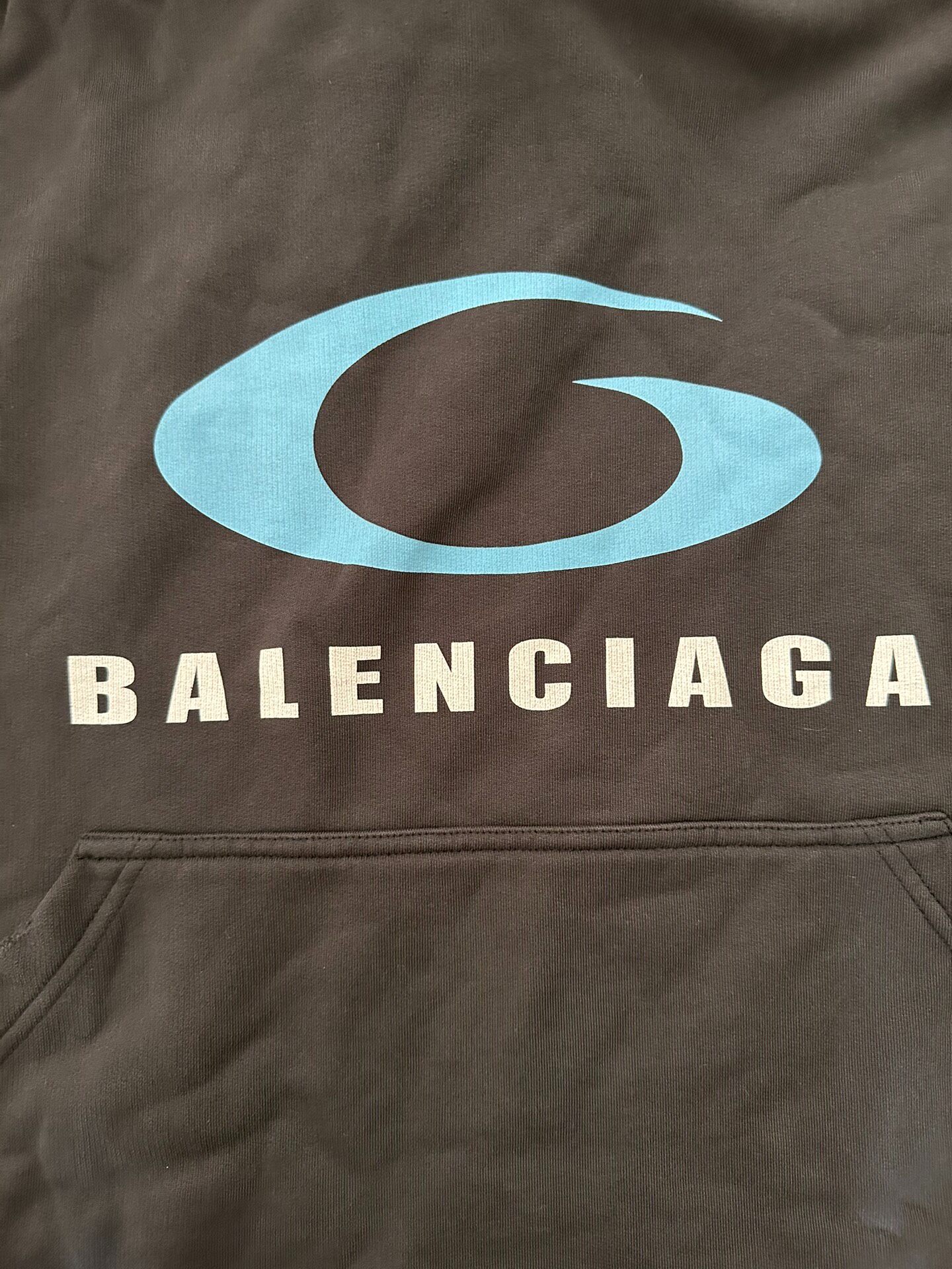 Balenciaga Black Cropped Logo Hoodie — detail