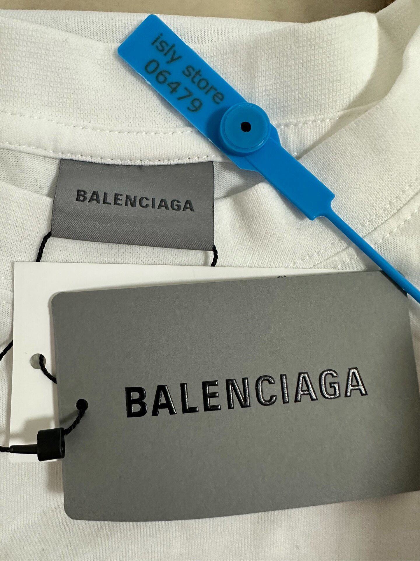 Balenciaga Men’s Graphic Print T-Shirt — label