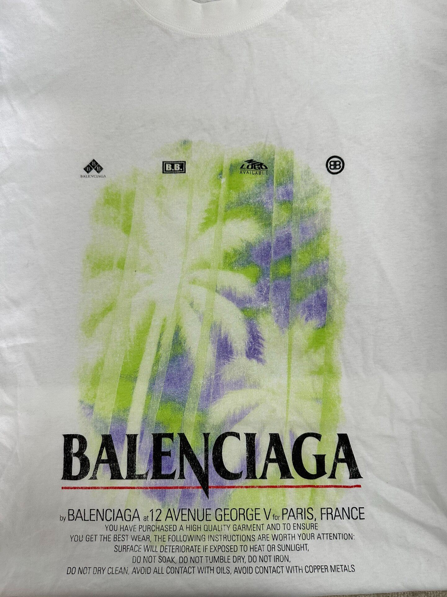 Balenciaga Men’s Graphic Print T-Shirt — detail