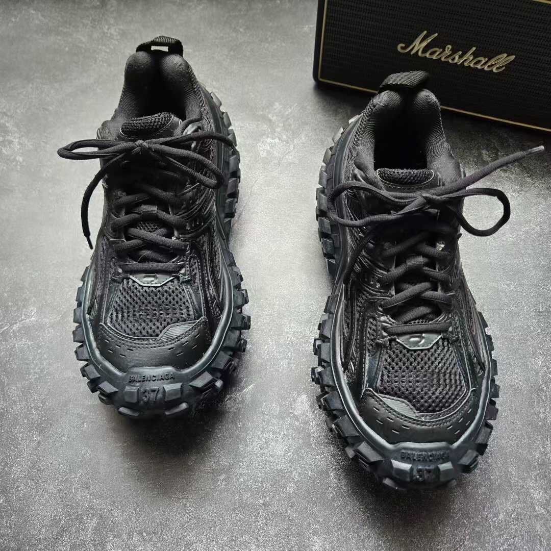 Balenciaga Defender Black Sneakers — detail