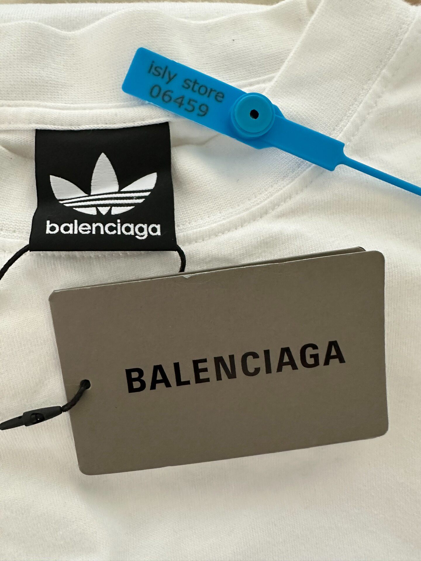 Adidas x Balenciaga Oversized T-Shirt — label