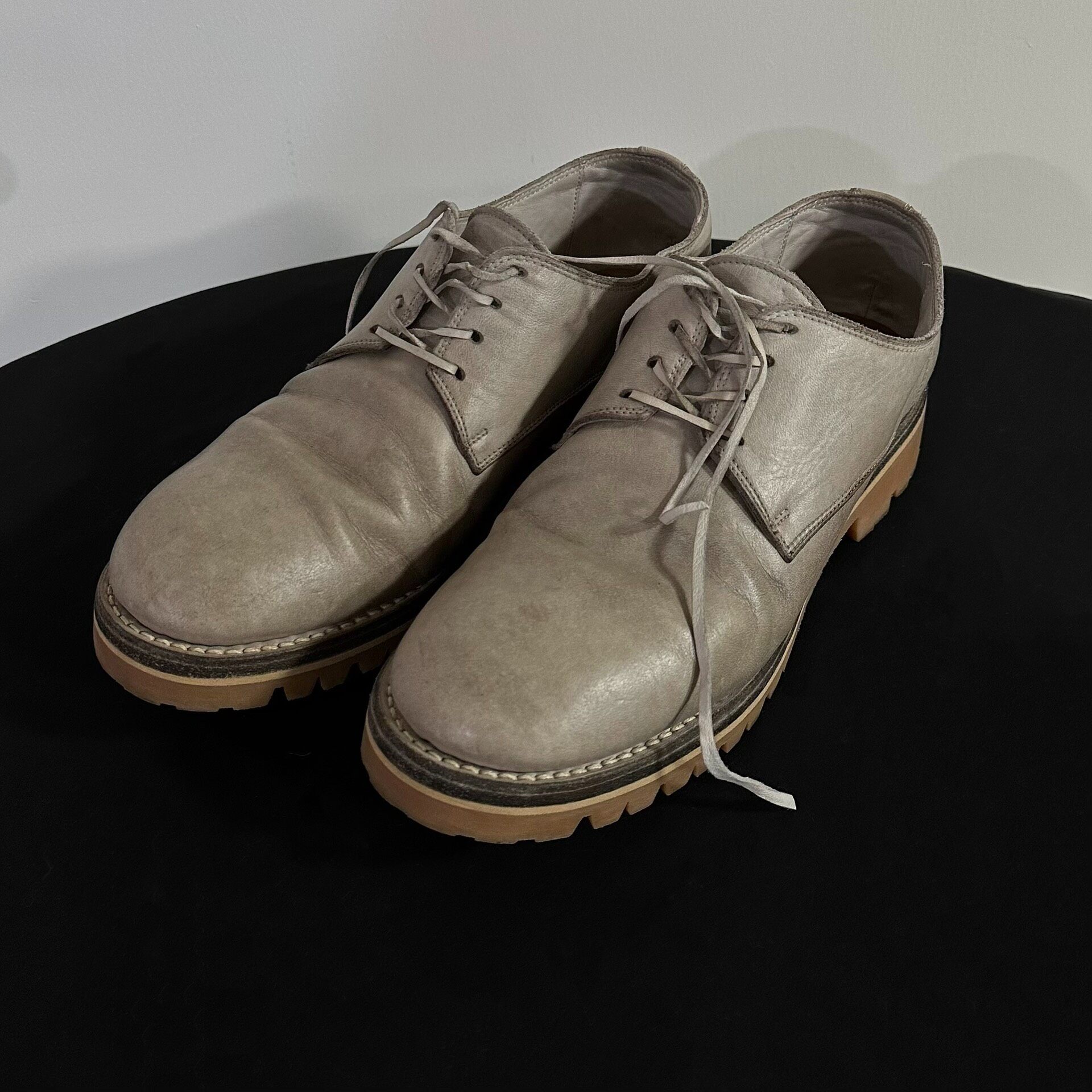 Guidi 792V Low Horse Leather Derby — label