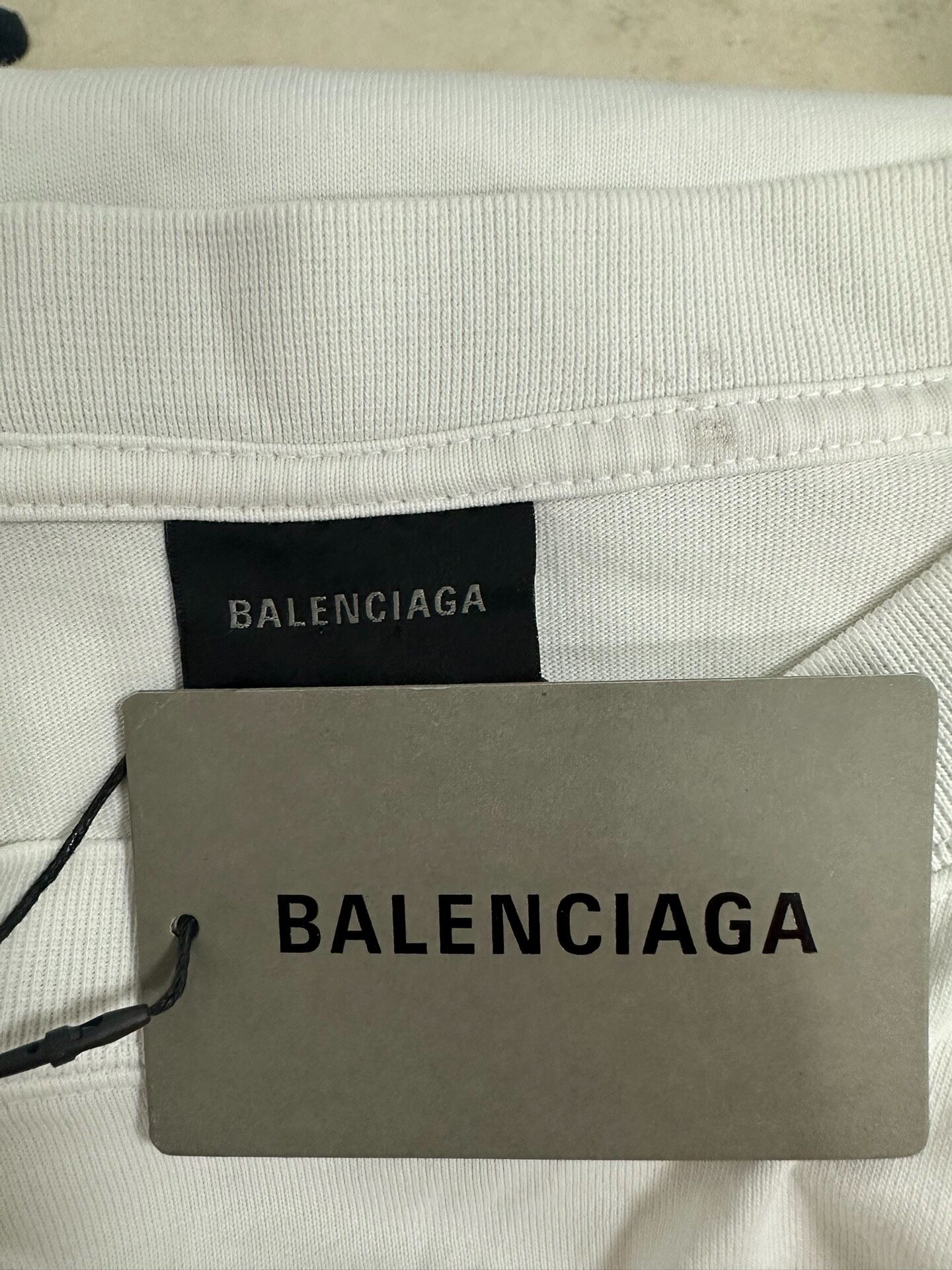 Balenciaga Men's White Logo T-shirt — label