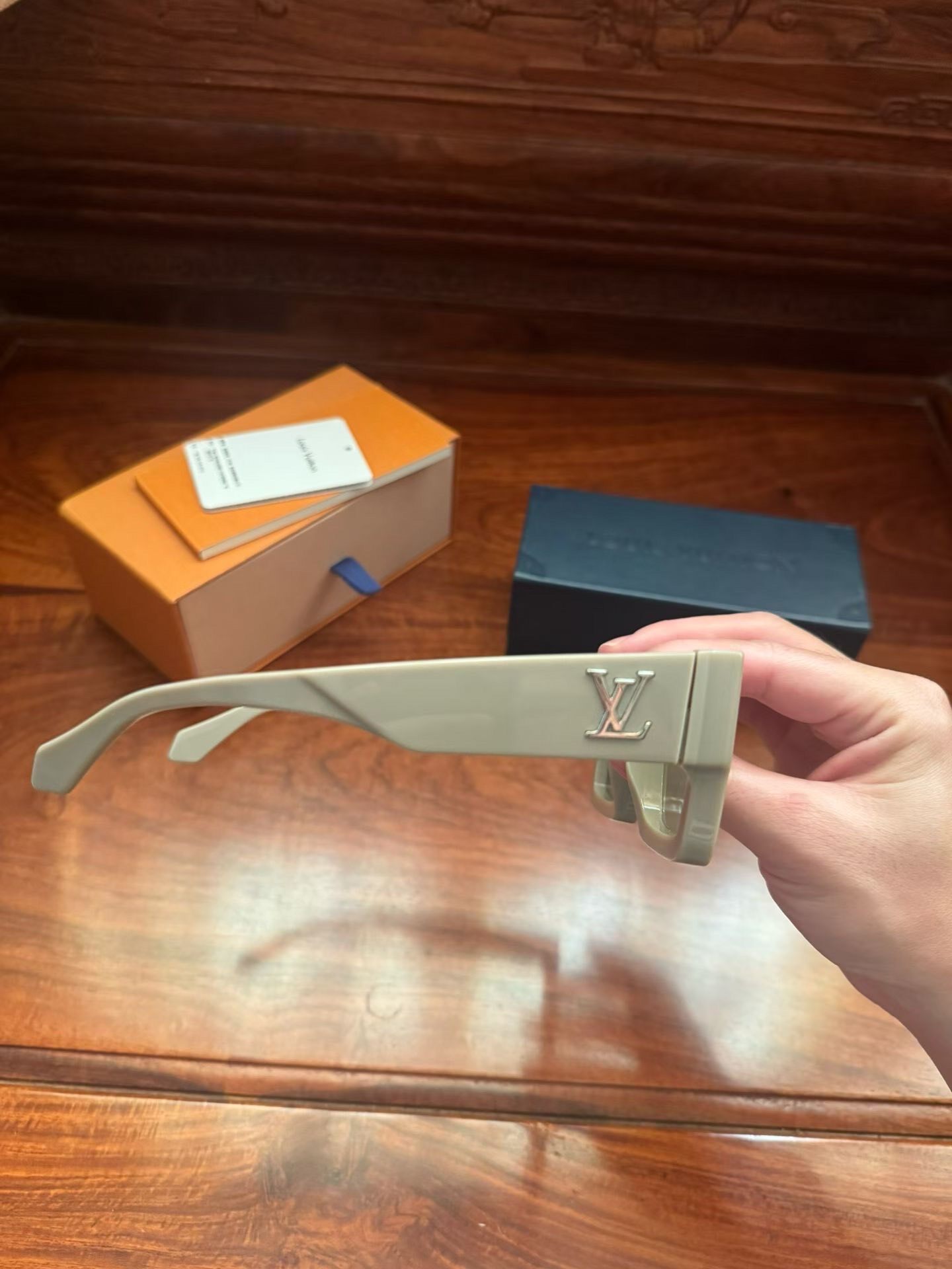 Louis Vuitton New Beige Rectangular Sunglasses — front