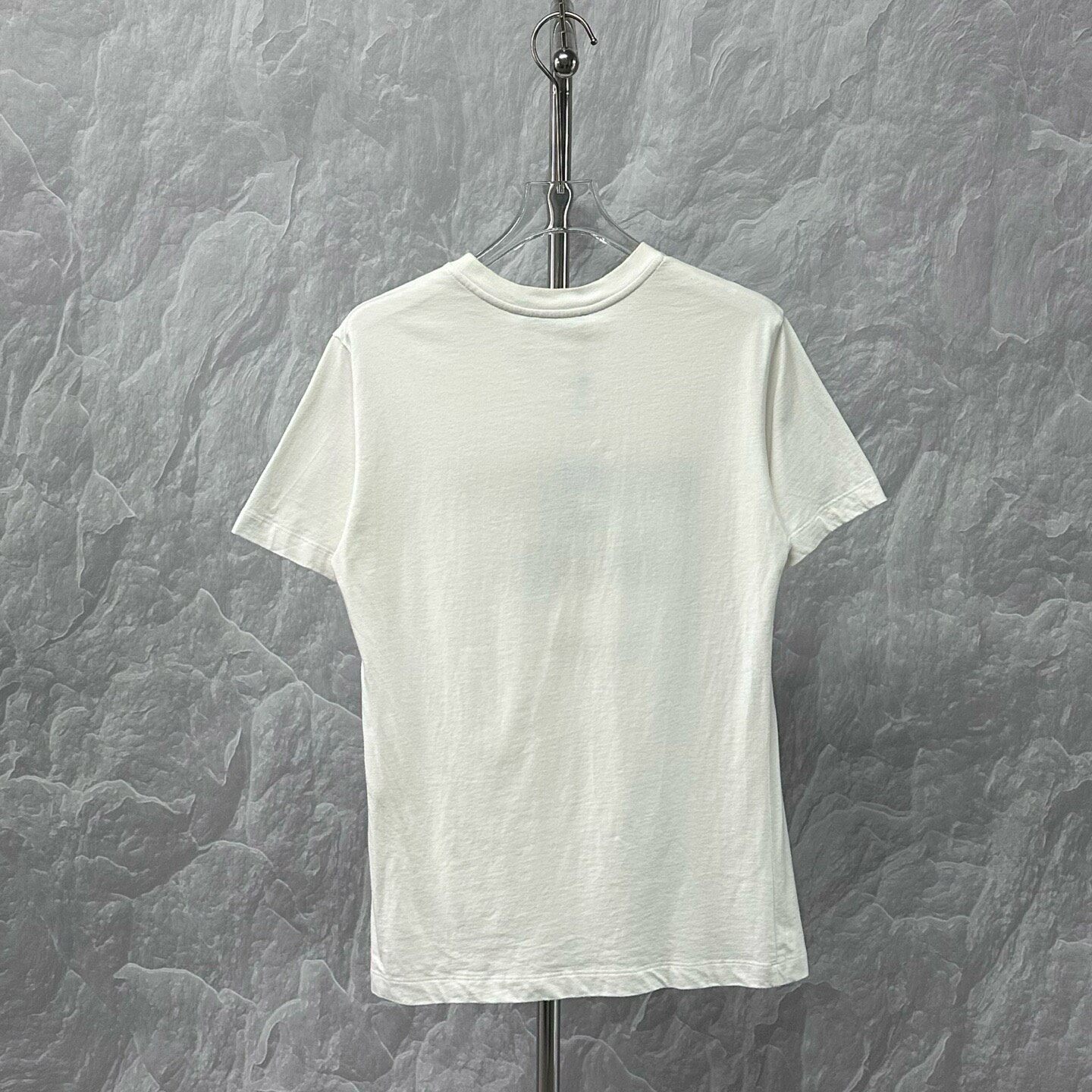 Louis Vuitton Chain Print Short Sleeve T-Shirt — label