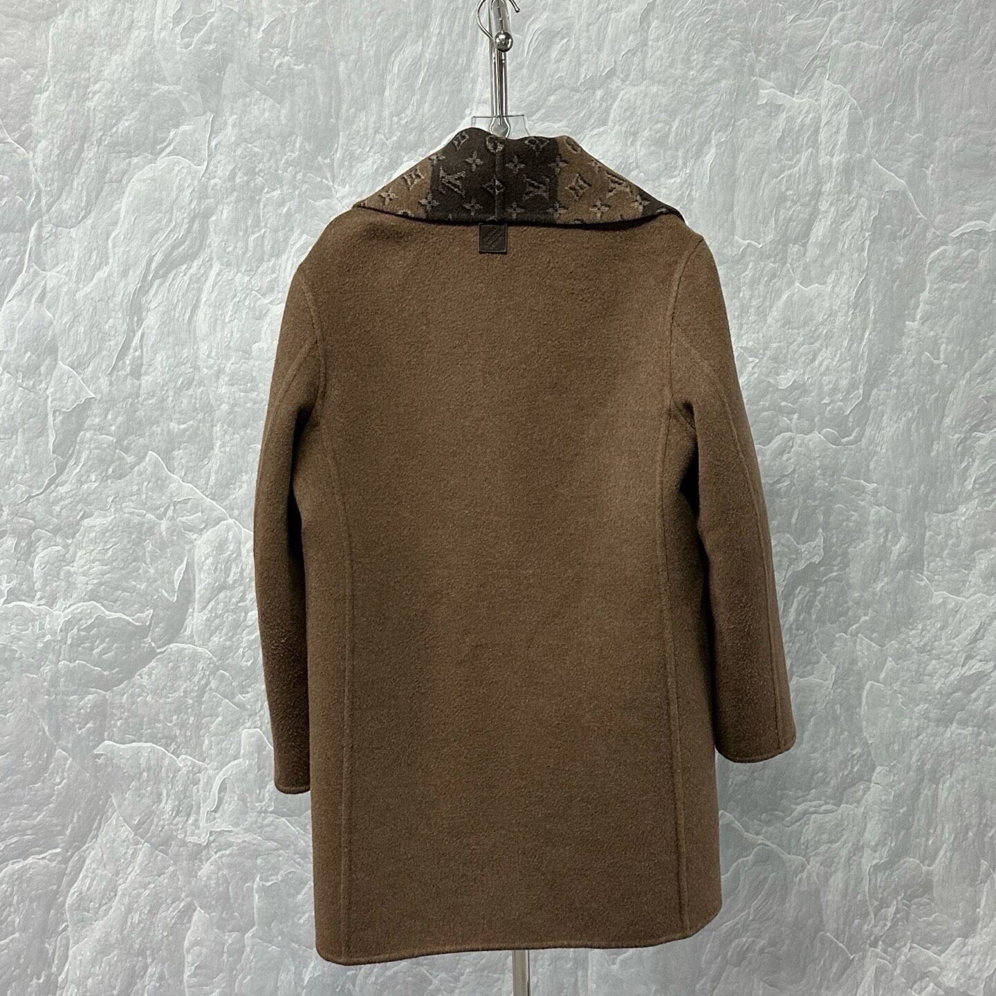 Louis Vuitton SS26 Monogram Scarf Overcoat — label
