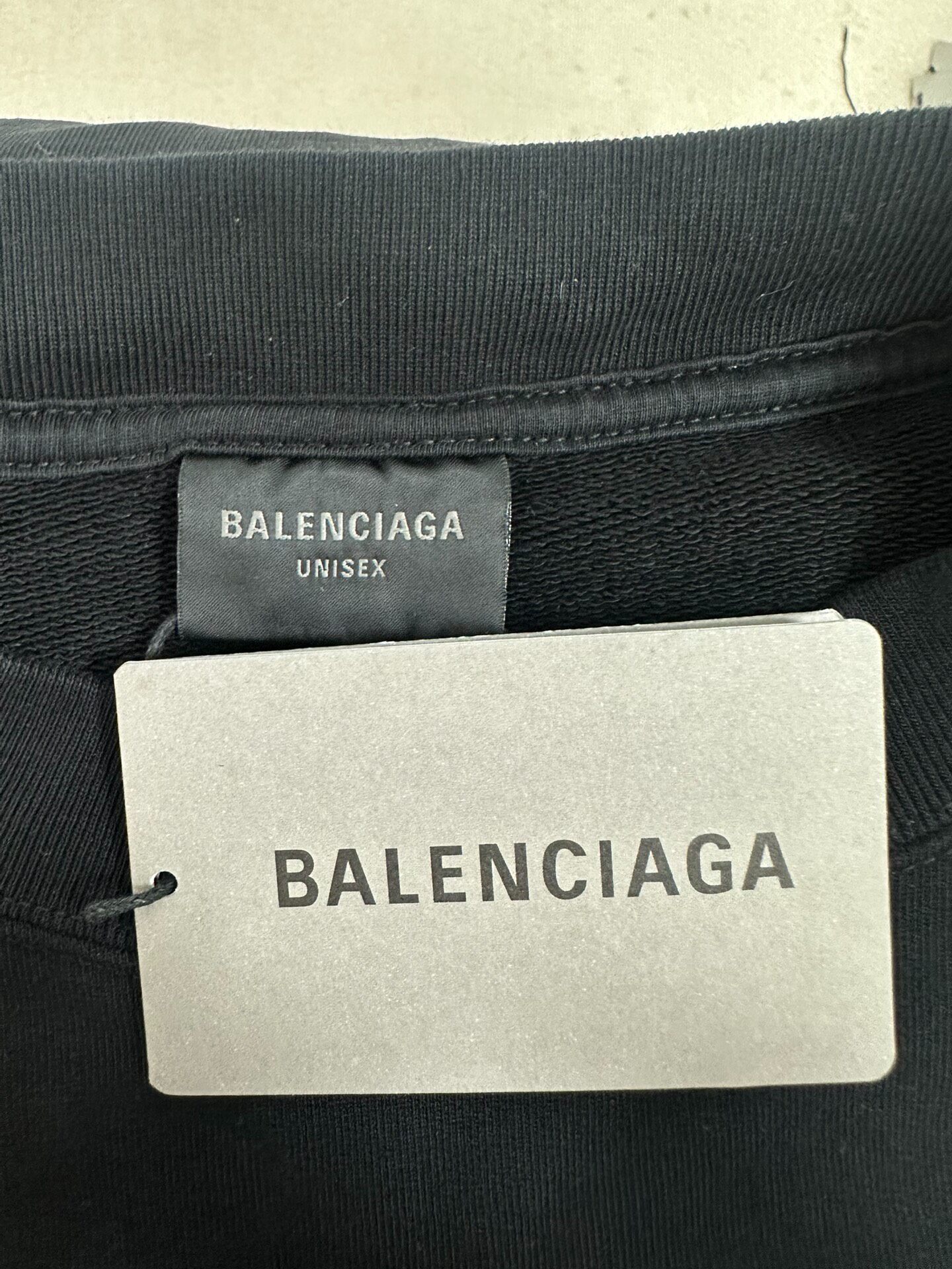 Balenciaga Men's Black Oversized Sweatshirt — label