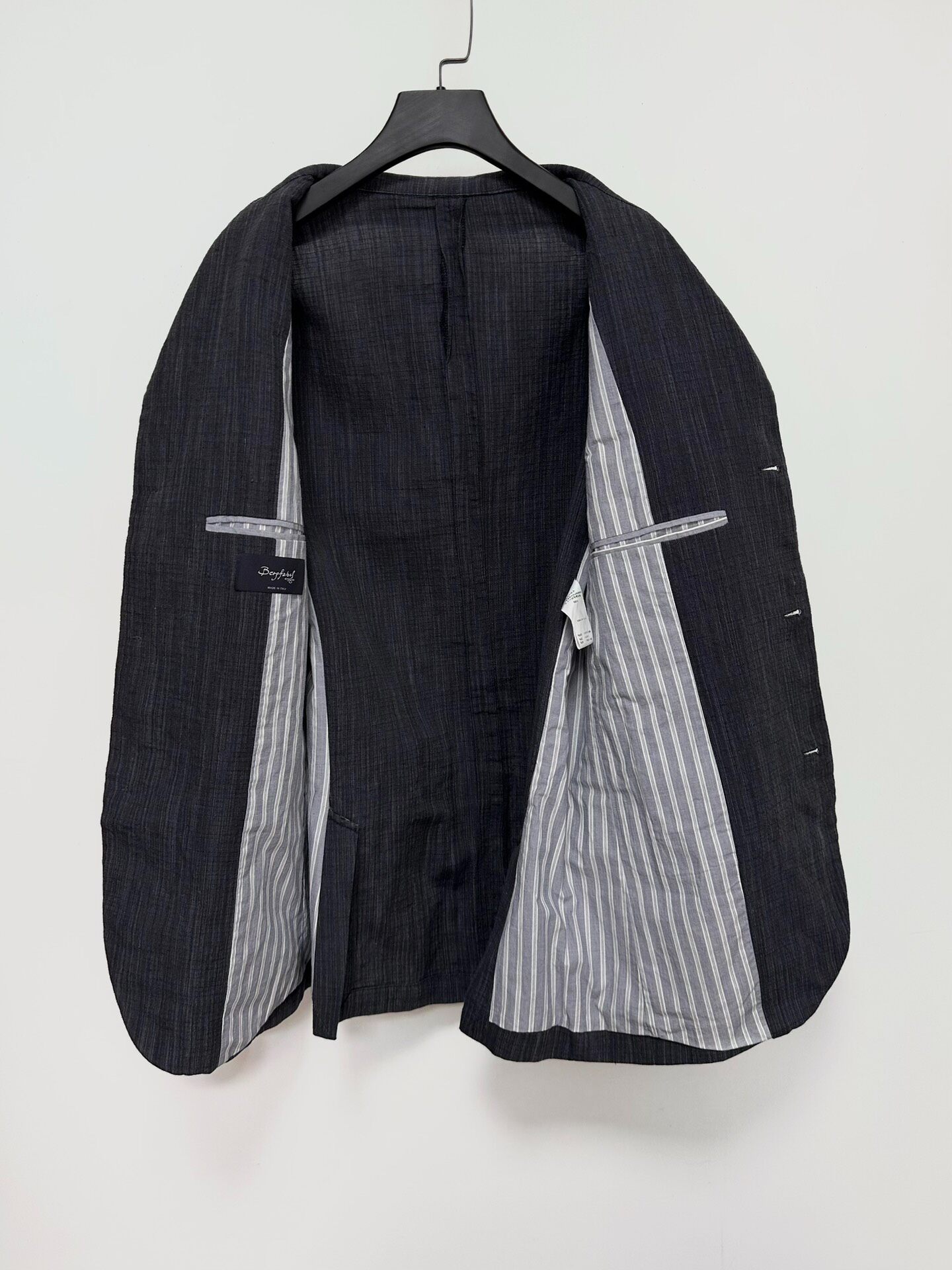 Bergfabel Linen-Cotton Unstructured Blazer — back